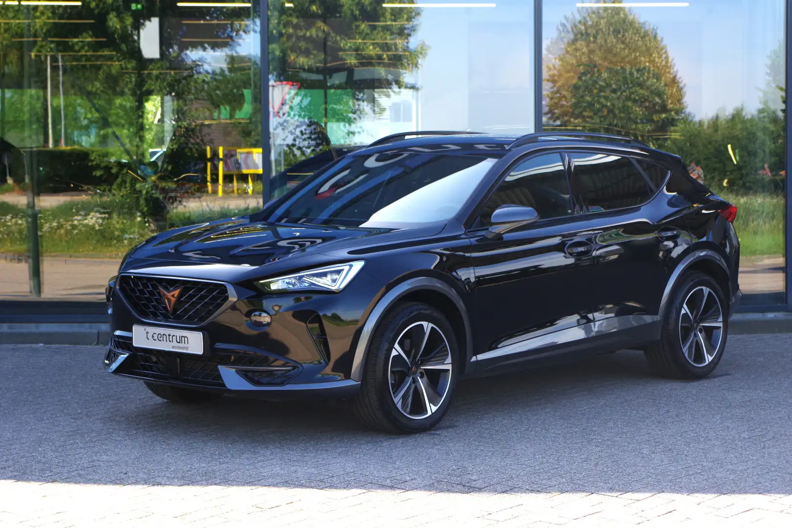 CUPRA Formentor 1.4 e-Hybrid 204 PK Adrenaline, Winterpakket, Came Noir - 1