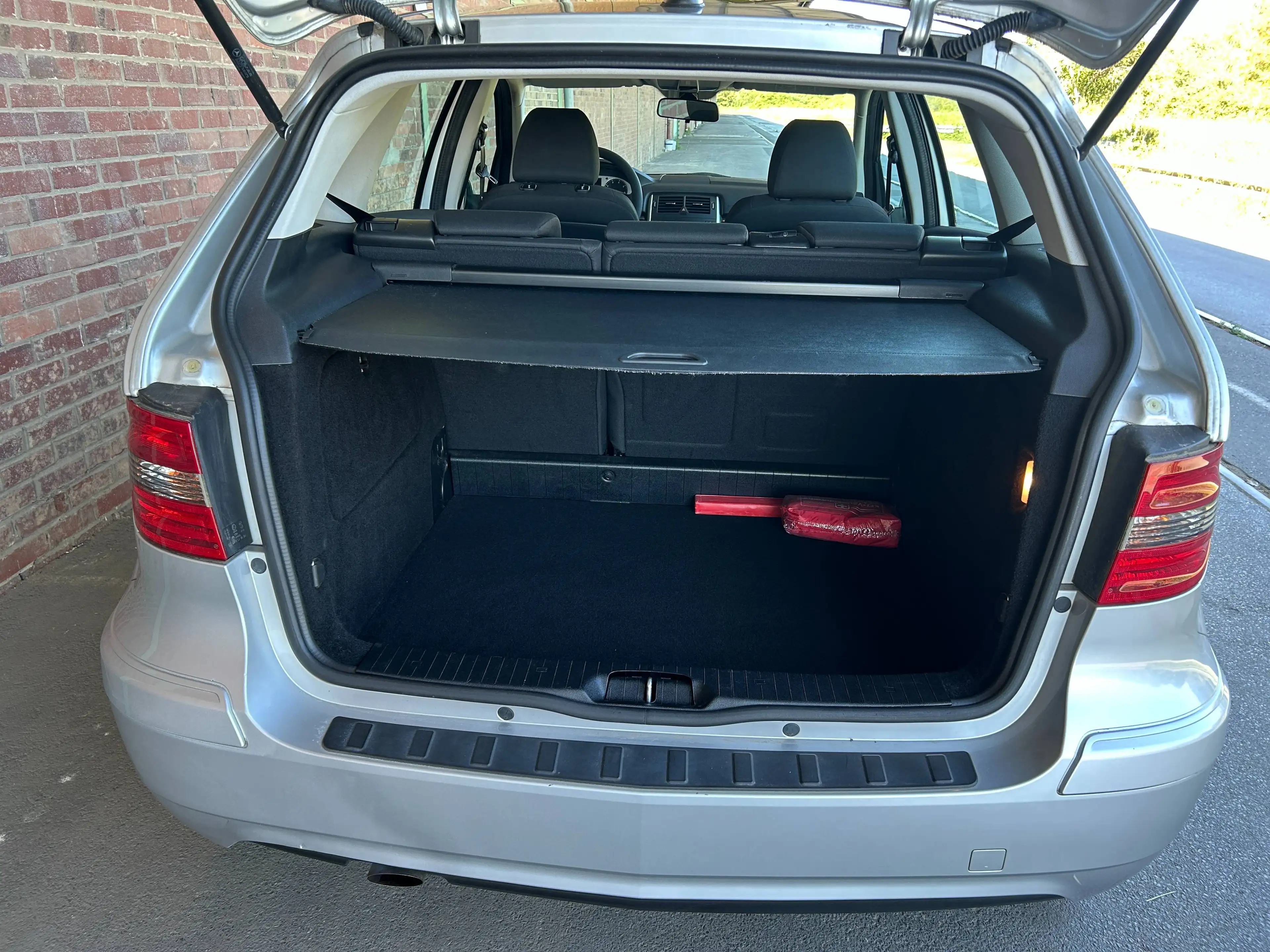 Mercedes-Benz B 180 B 180 Klima, Navi, Bluetooth, Allwetter-Reifen, Top Auto — photo 14
