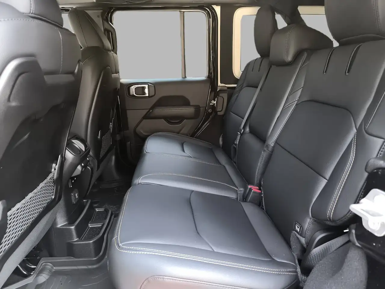 Jeep Wrangler 2026 — фото 14