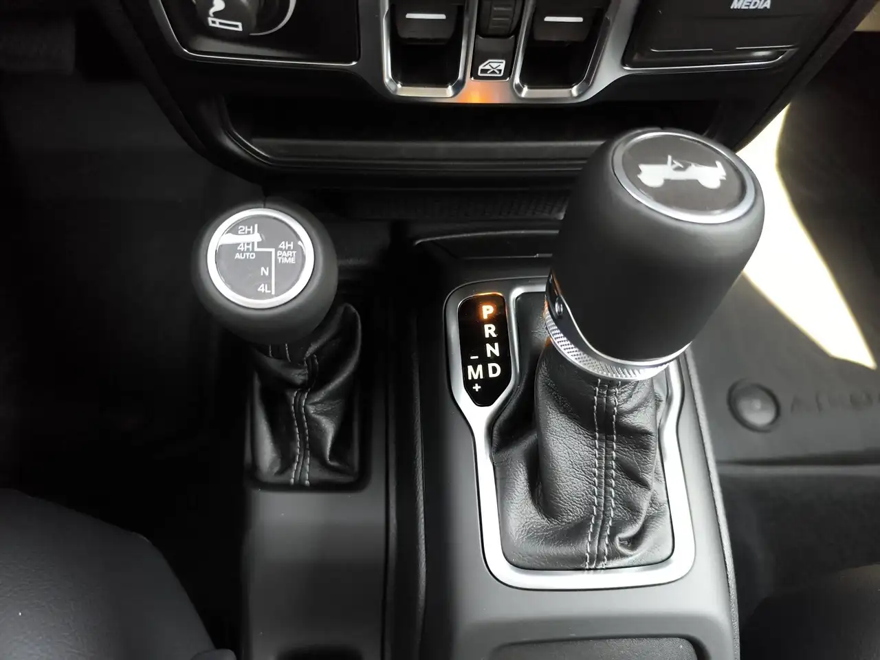 Jeep Wrangler 2026 — фото 11