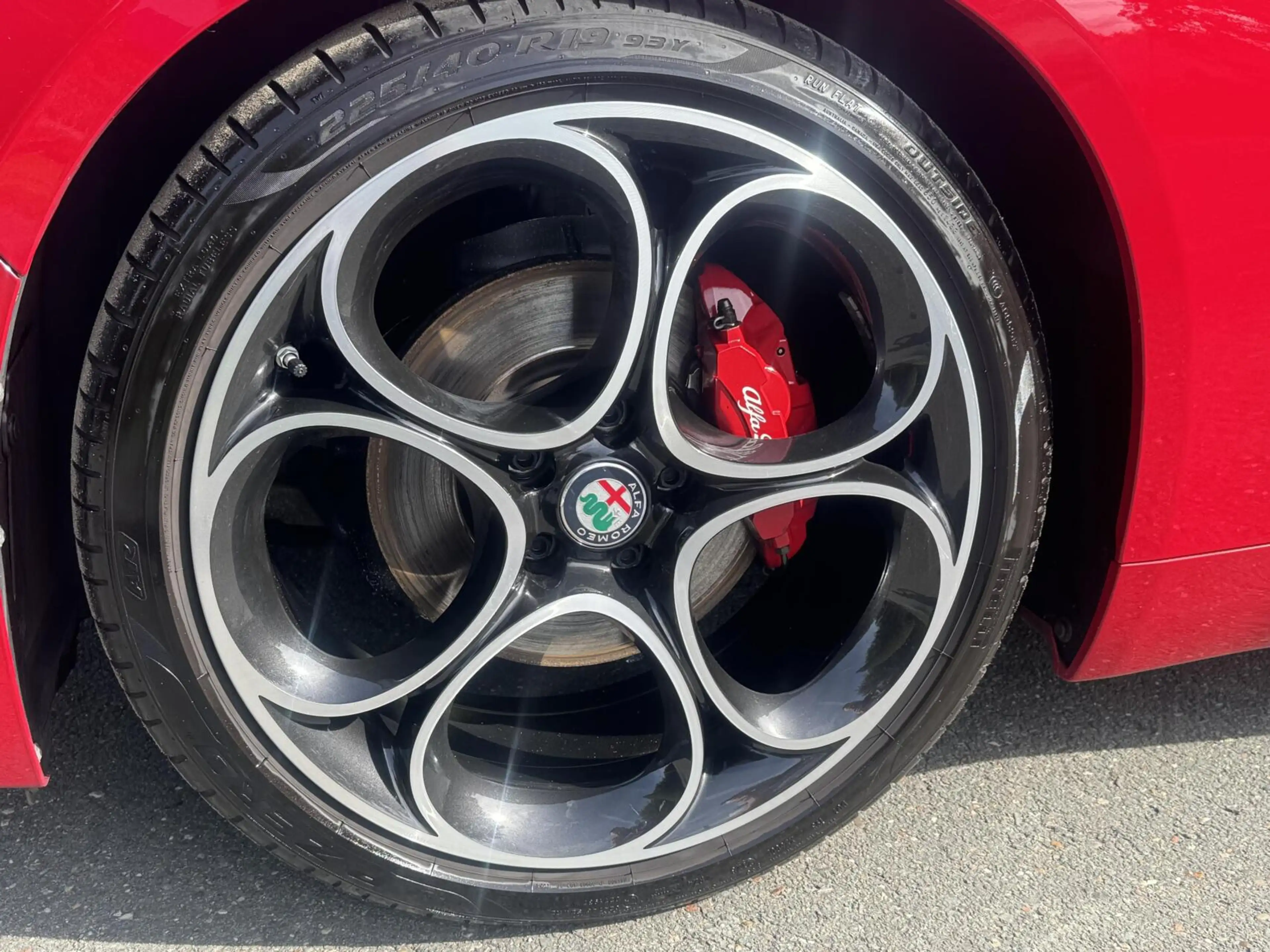 Alfa Romeo Giulia 2.2jtdm, 91dkm, 240pk, 19 inch, flippers — photo 15