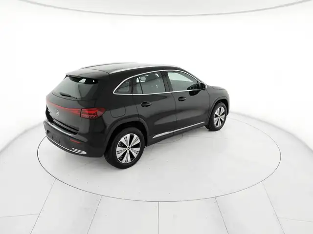 Mercedes-Benz Eqa view 4