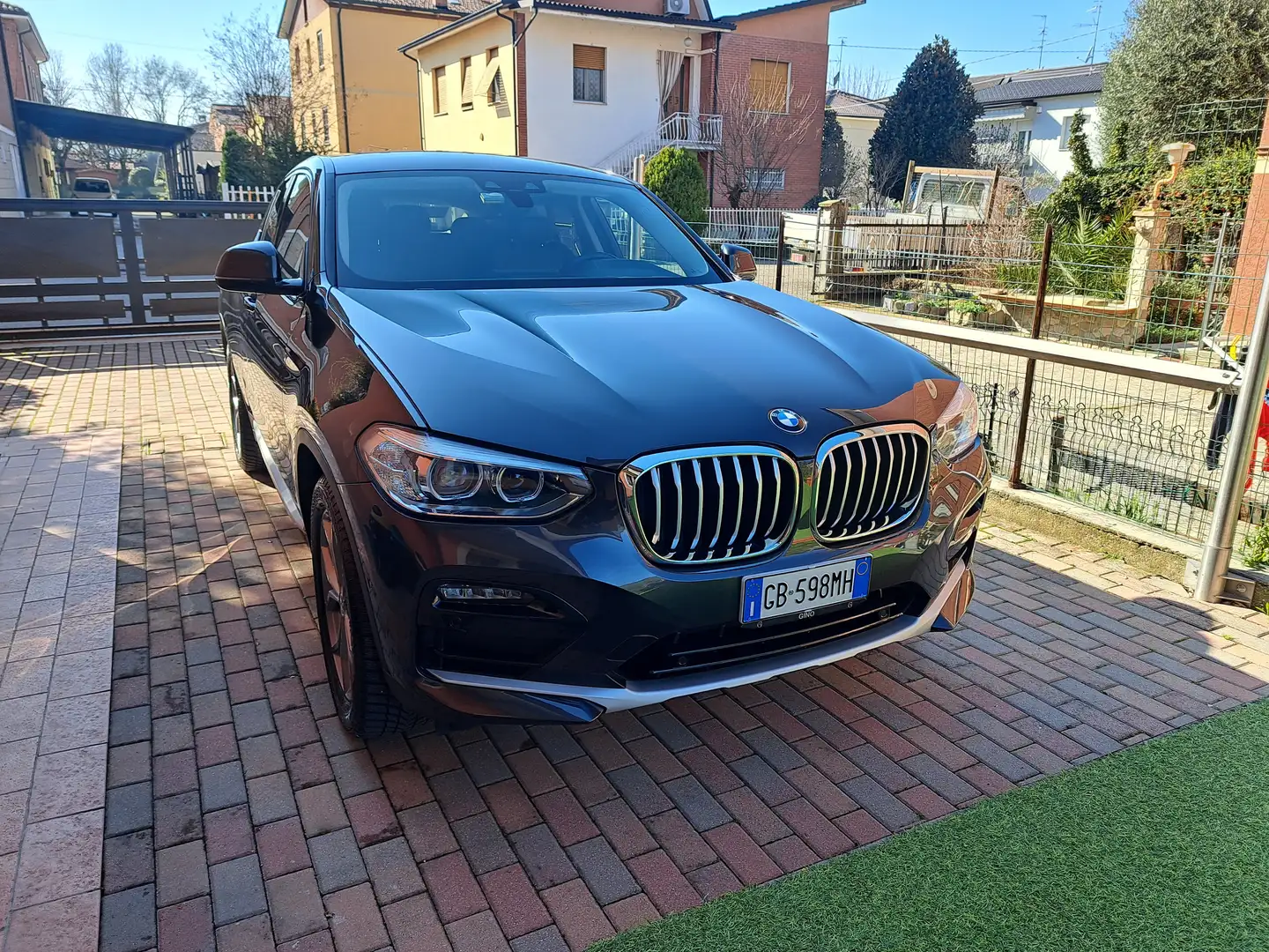 BMW X4 X4 G02 2018 xdrive20d xLine auto my19 Коричневий - 1