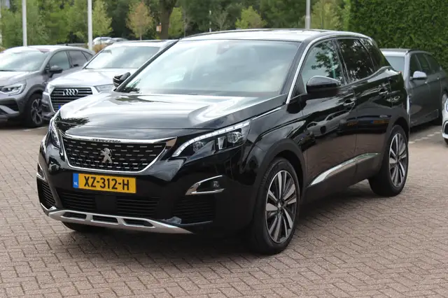 Peugeot 3008 view 6