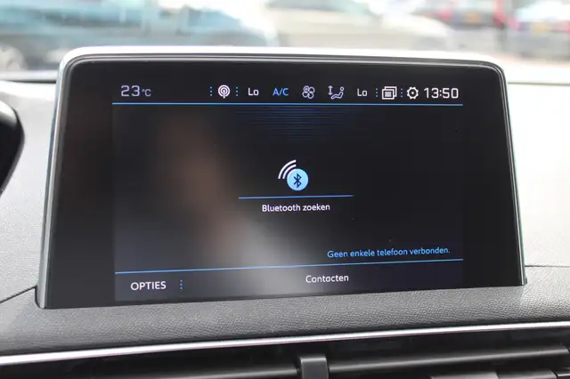 Peugeot 3008 view 23