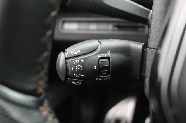 Peugeot 3008 view 30