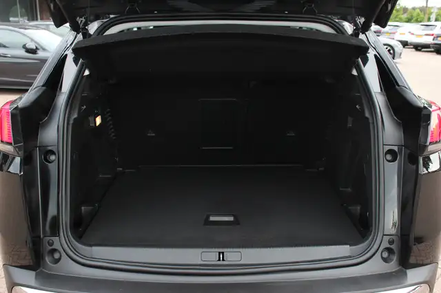 Peugeot 3008 view 16