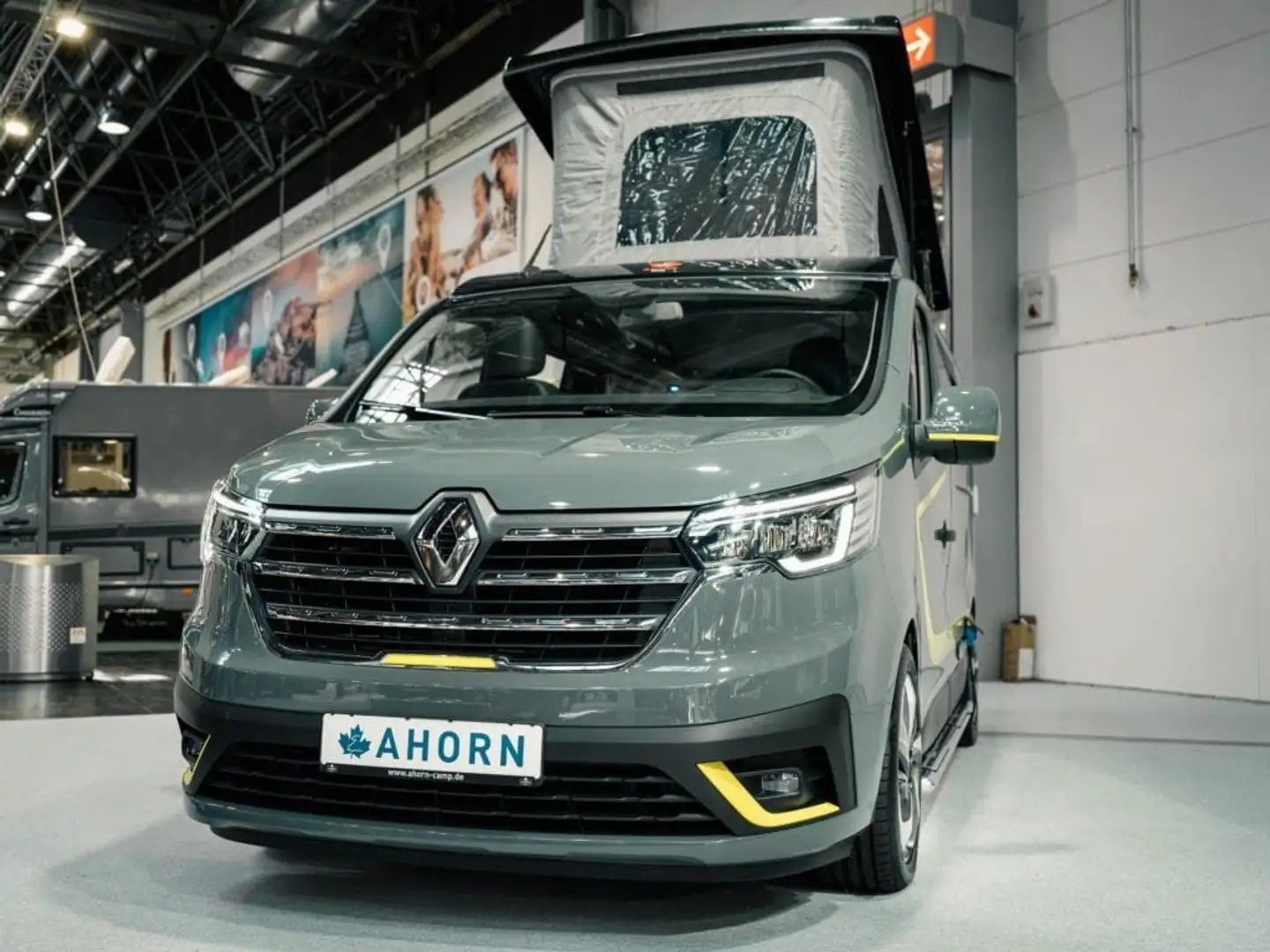 Renault Trafic Ahorn Van City dCi 170 EDC Aut. Grau - 1