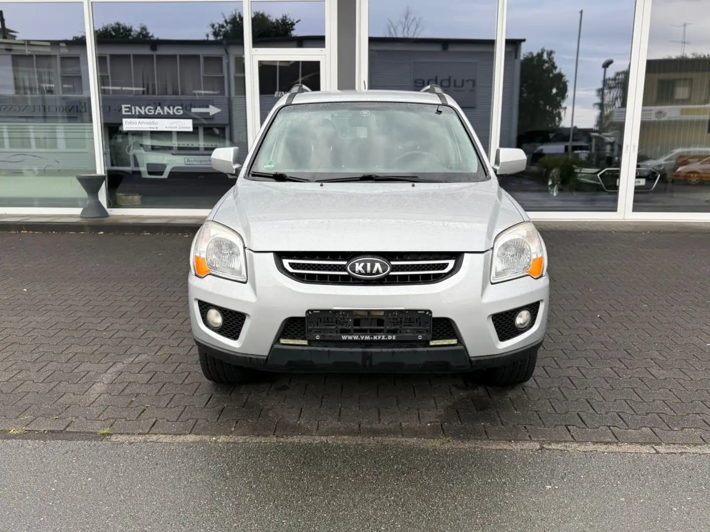 Kia Sportage EX 2WD*Navi*SHG*DVD*KLIMA*AHK abnehmbar Zilver - 2
