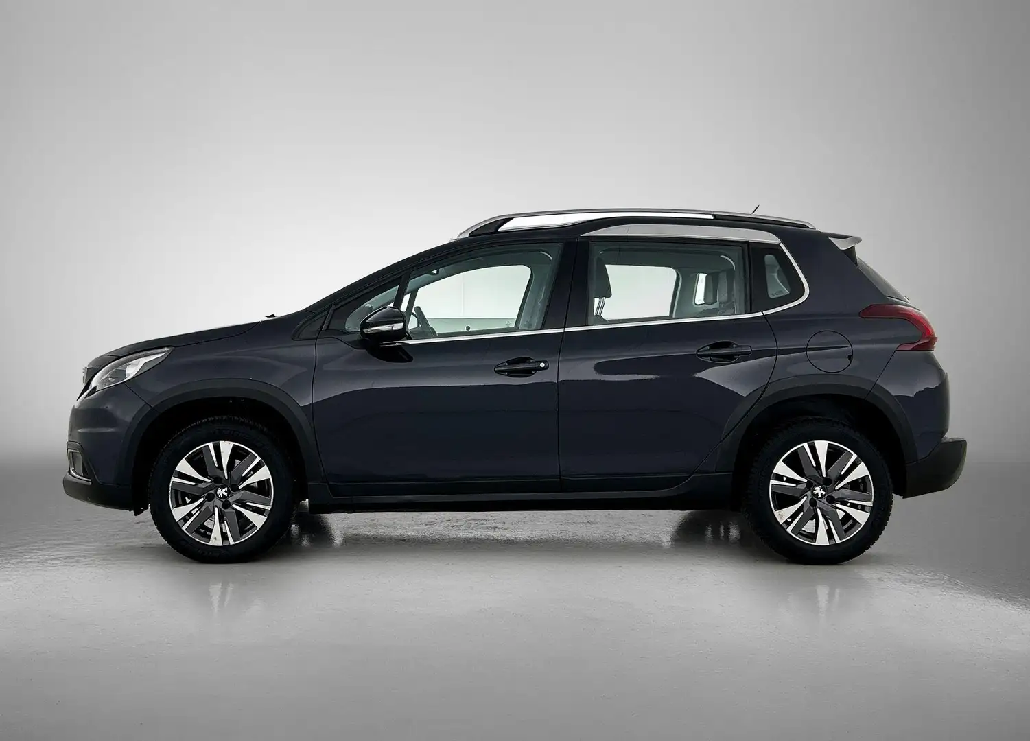 Peugeot 2008 1.2 PureTech Allure Gris - 2