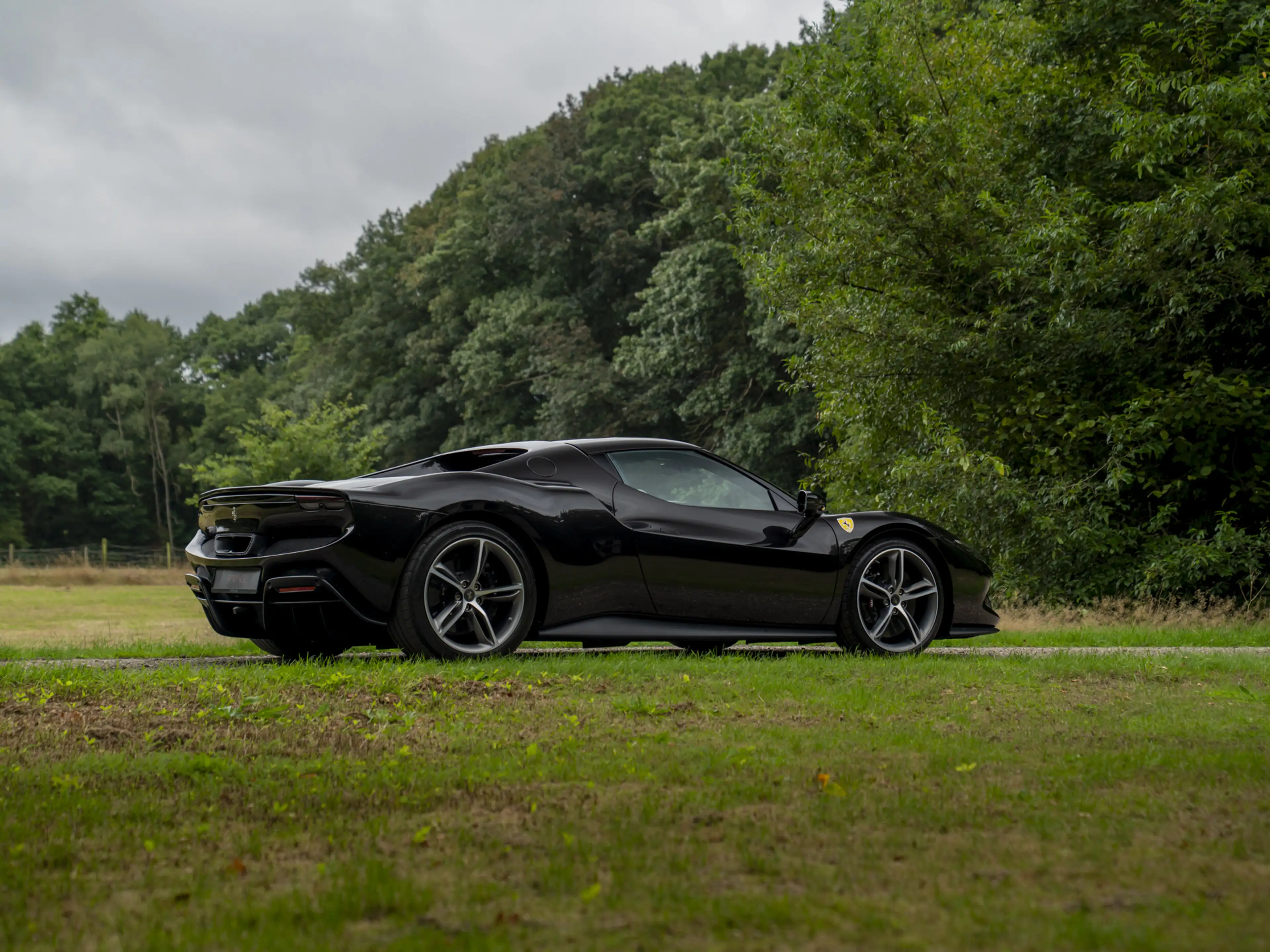 Ferrari 296 GTB 3.0 V6 | Lift | Cioccolato Racing Seats — photo 4