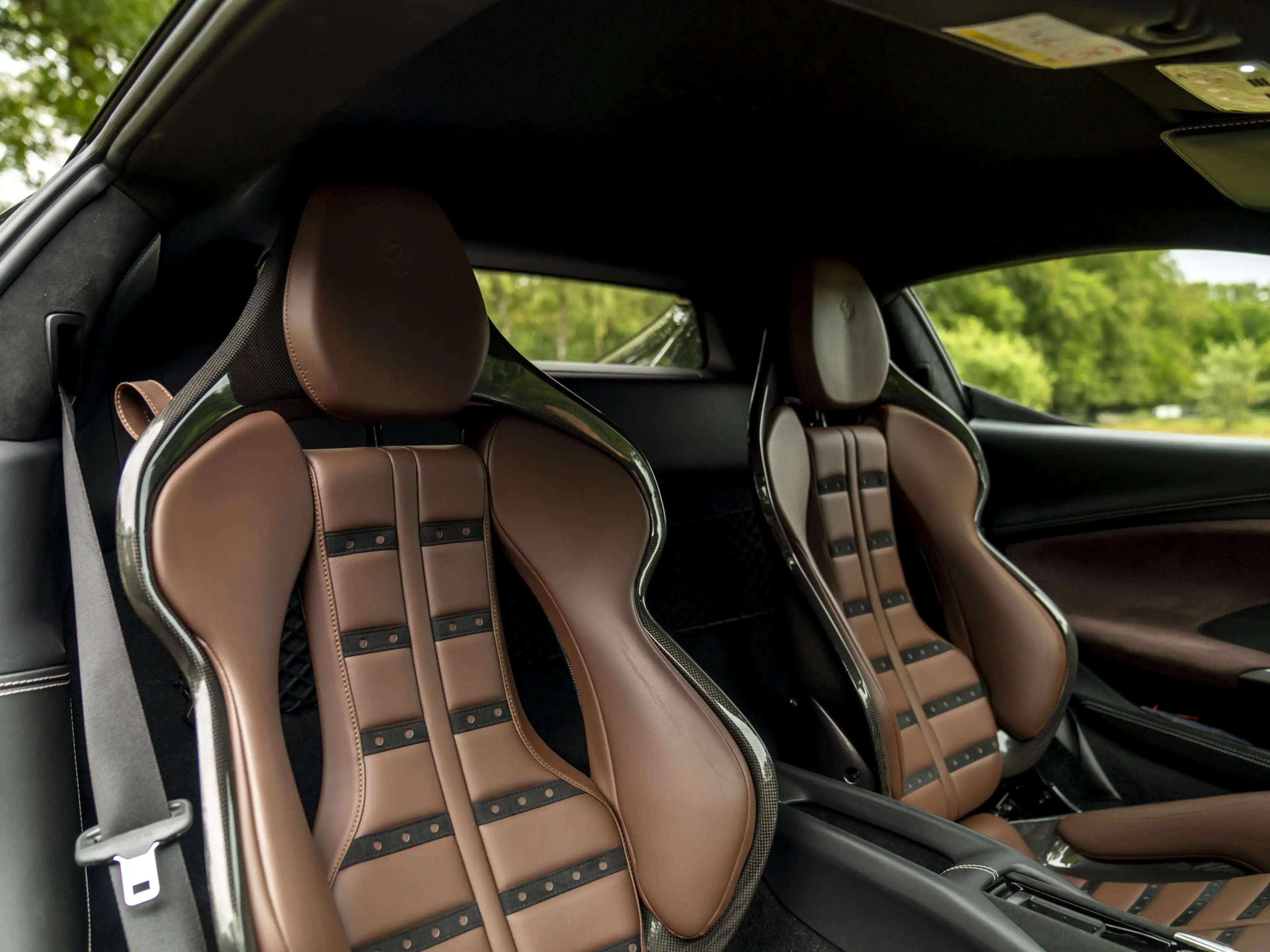 Ferrari 296 GTB 3.0 V6 | Lift | Cioccolato Racing Seats — photo 8