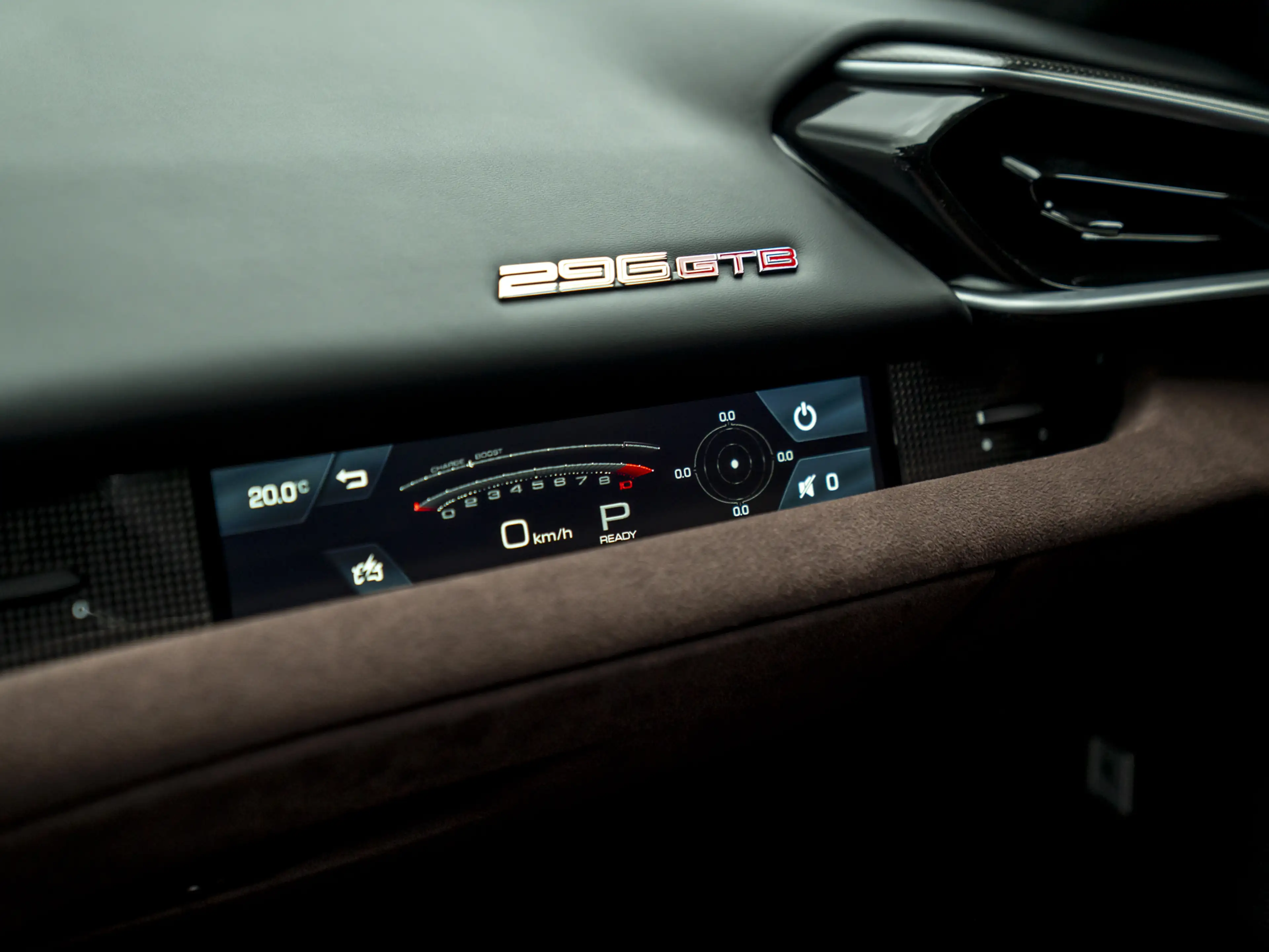 Ferrari 296 GTB 3.0 V6 | Lift | Cioccolato Racing Seats — photo 36