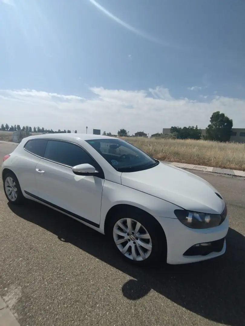 Volkswagen Scirocco 1.4 TSI 160 Wit - 1