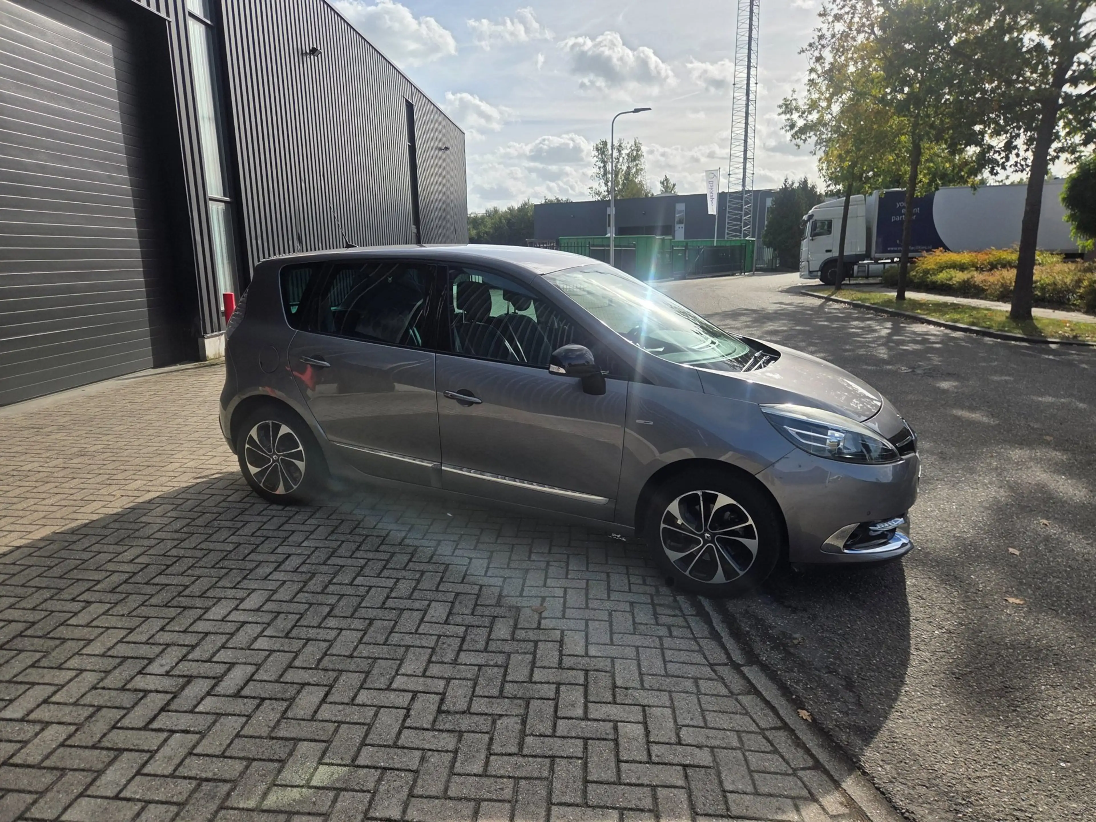 Renault Scenic 1.2 TCe Bose Mooie Auto Nieuwe Ketting — photo 9