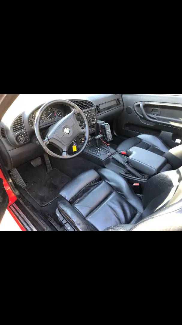 BMW 318 Rot - 2