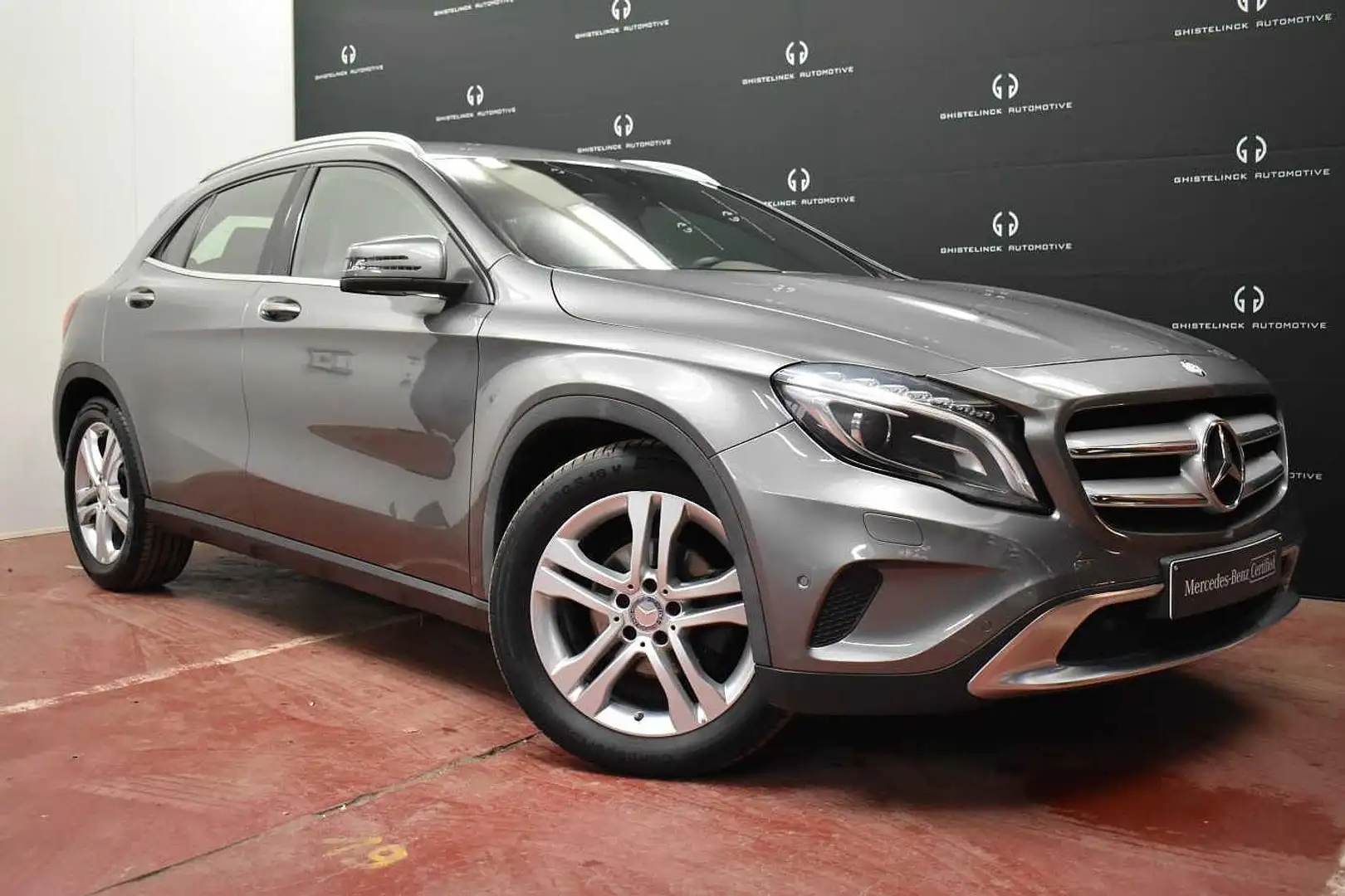 Mercedes-Benz GLA 200 CDI Gris - 2