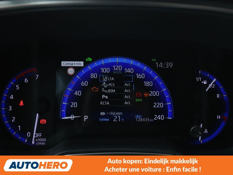 Toyota Corolla 1.8 Hybrid Dynamic — photo 10