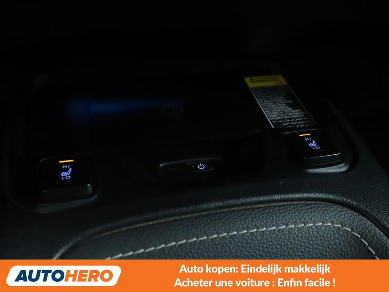 Toyota Corolla 1.8 Hybrid Dynamic — photo 13