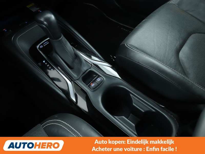 Toyota Corolla 1.8 Hybrid Dynamic — photo 14