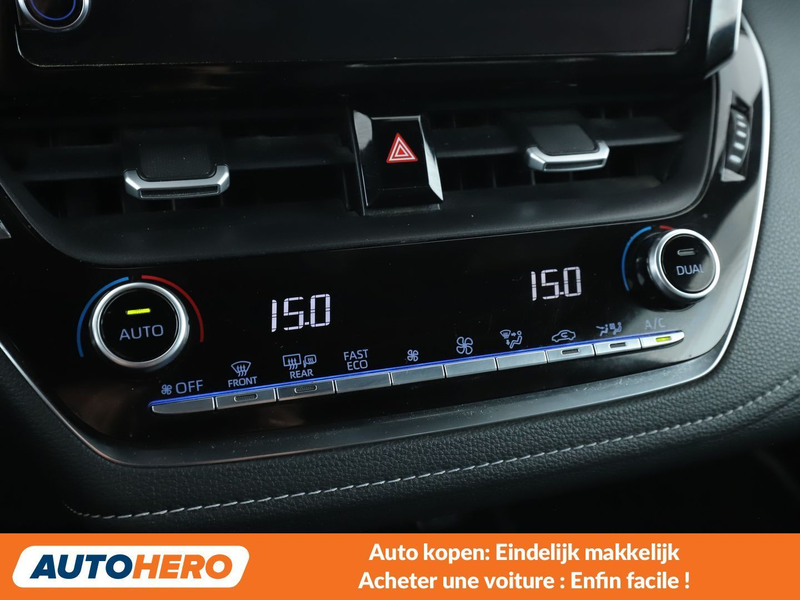 Toyota Corolla 1.8 Hybrid Dynamic — photo 12