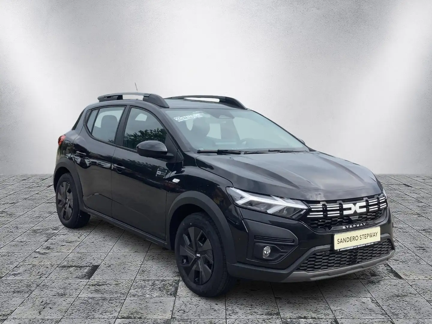 Dacia Sandero III Stepway Expression TCe 90 Schwarz - 2