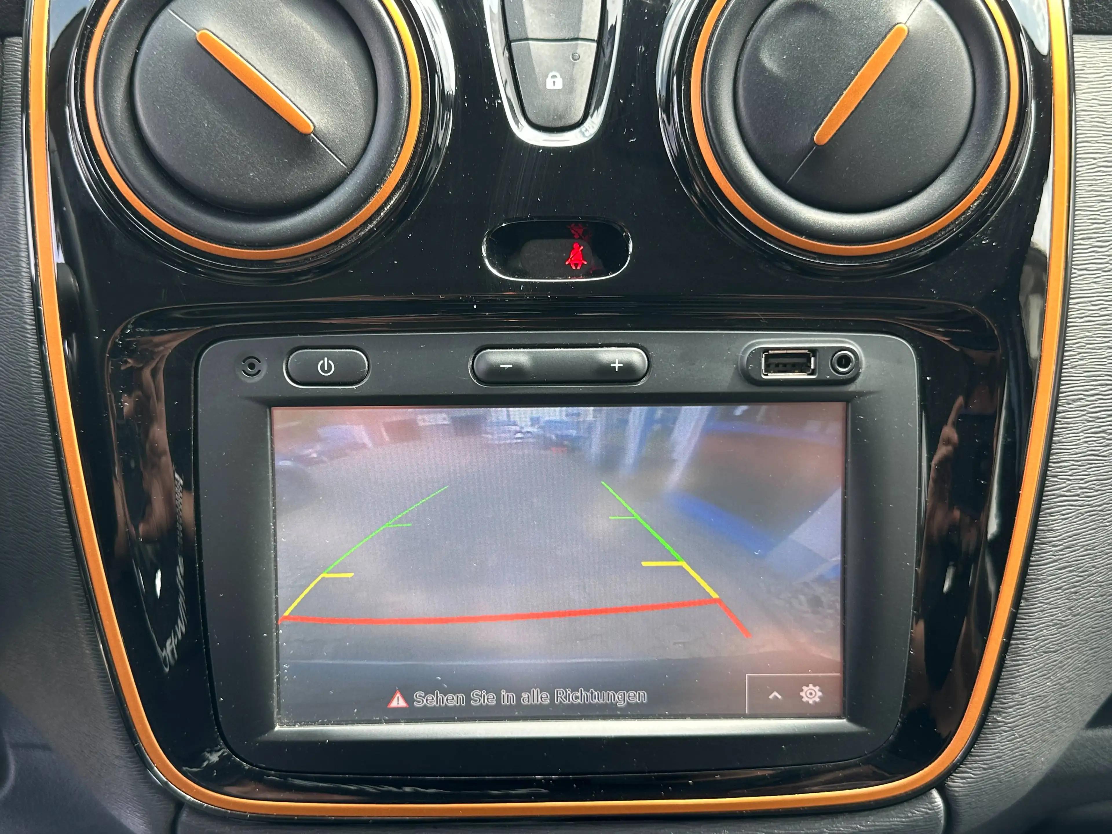 Dacia Dokker 1.2 TCe Stepway+NAVI+KLIMA+2XSCHIEBETÜR+T-LEDER — photo 8