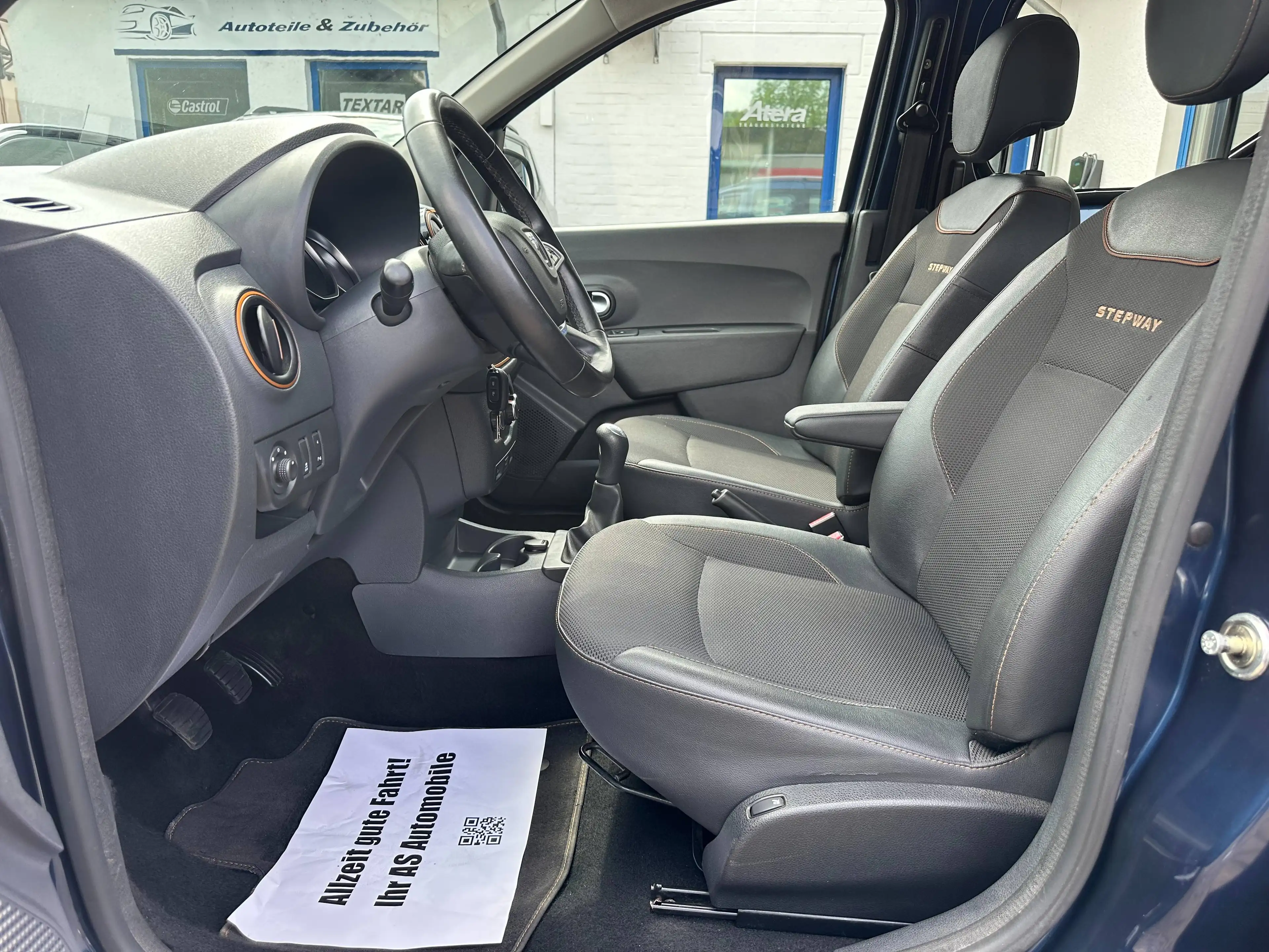Dacia Dokker 1.2 TCe Stepway+NAVI+KLIMA+2XSCHIEBETÜR+T-LEDER — photo 6