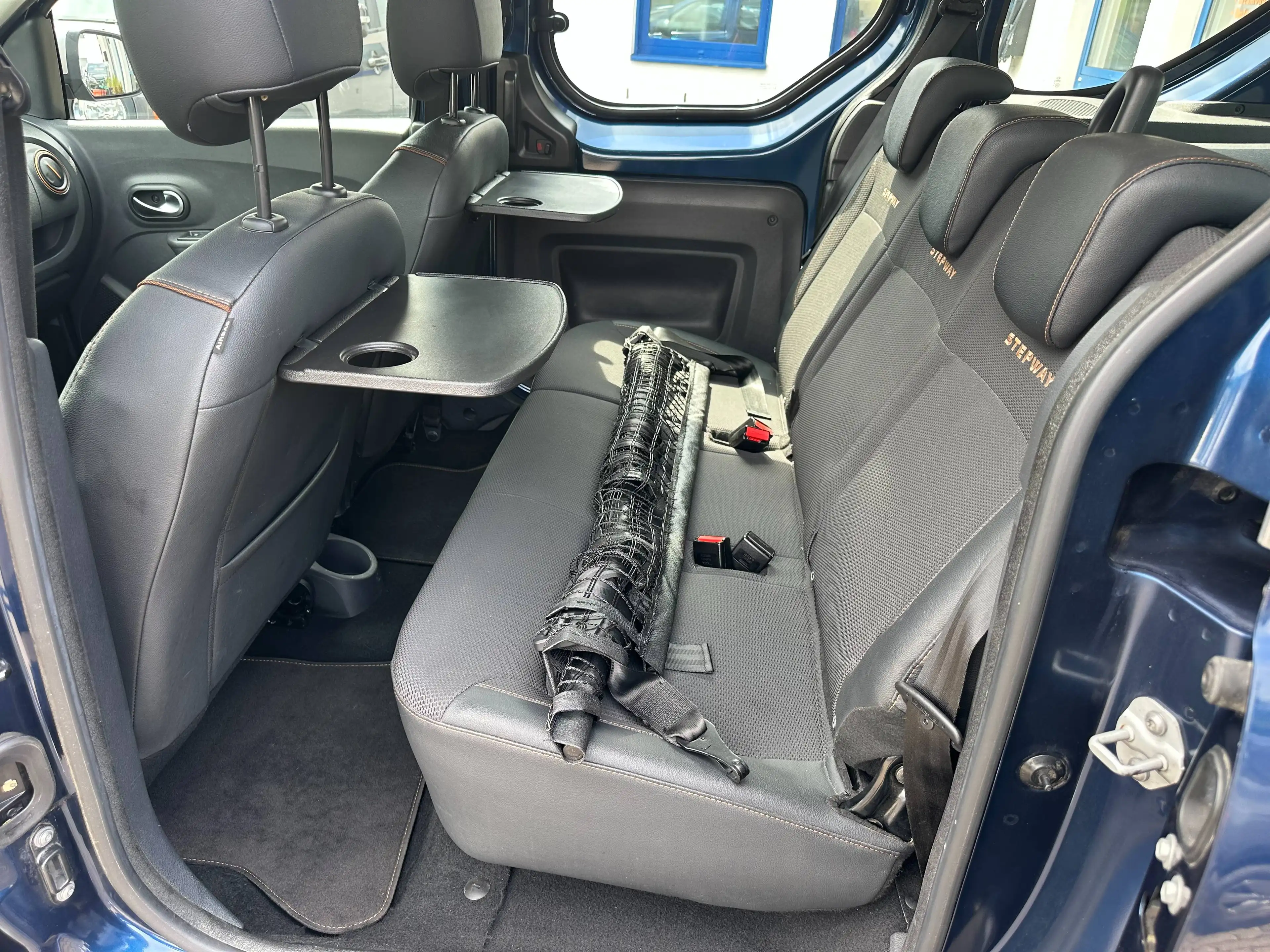 Dacia Dokker 1.2 TCe Stepway+NAVI+KLIMA+2XSCHIEBETÜR+T-LEDER — photo 15