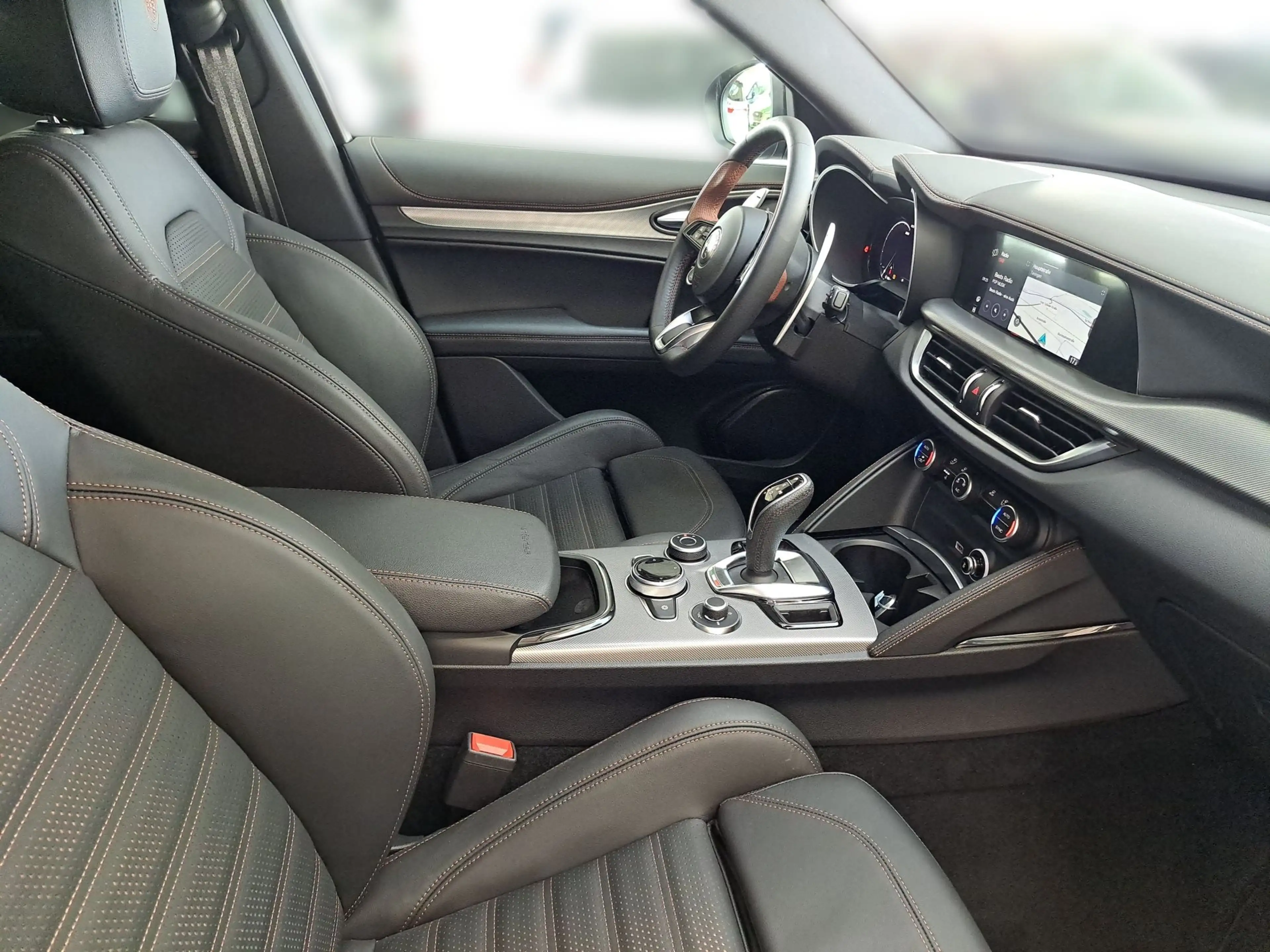 Alfa Romeo Stelvio 2.2 Diesel 16V AT8 Q4 Intensa VelocePaket — photo 17