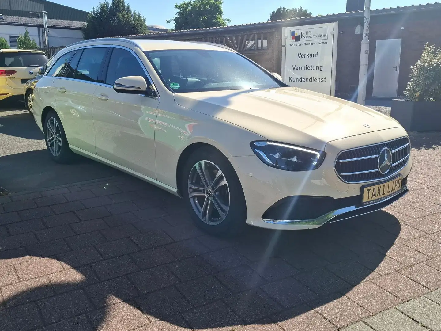 Mercedes-Benz E 200 E -Klasse T-Modell E 200 d, -SCHECKHEFT-!! - 1