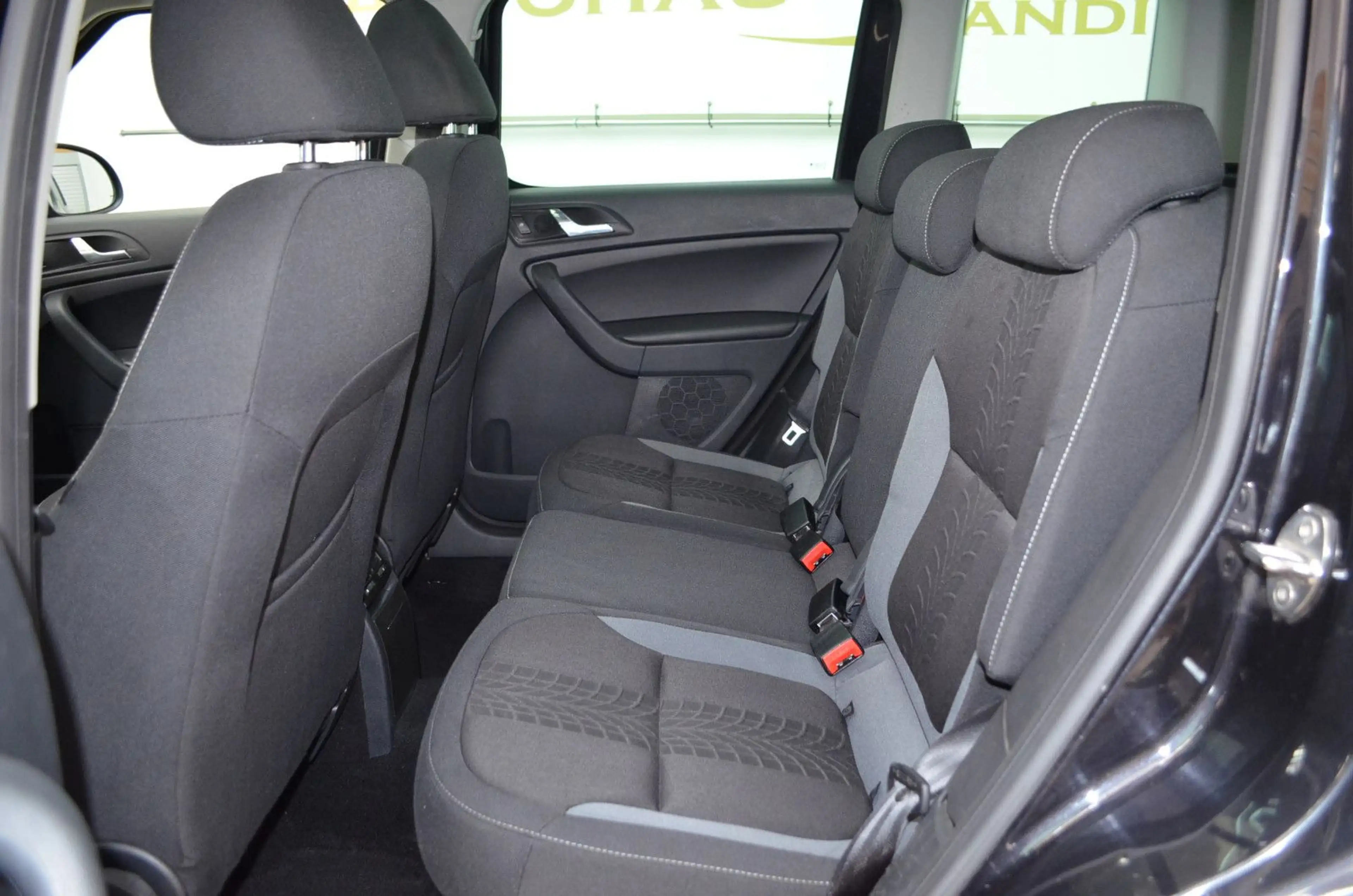 Skoda Yeti Ambition 1,2 TSI DSG ~KLIMA ~SHZNG ~PANO — photo 15