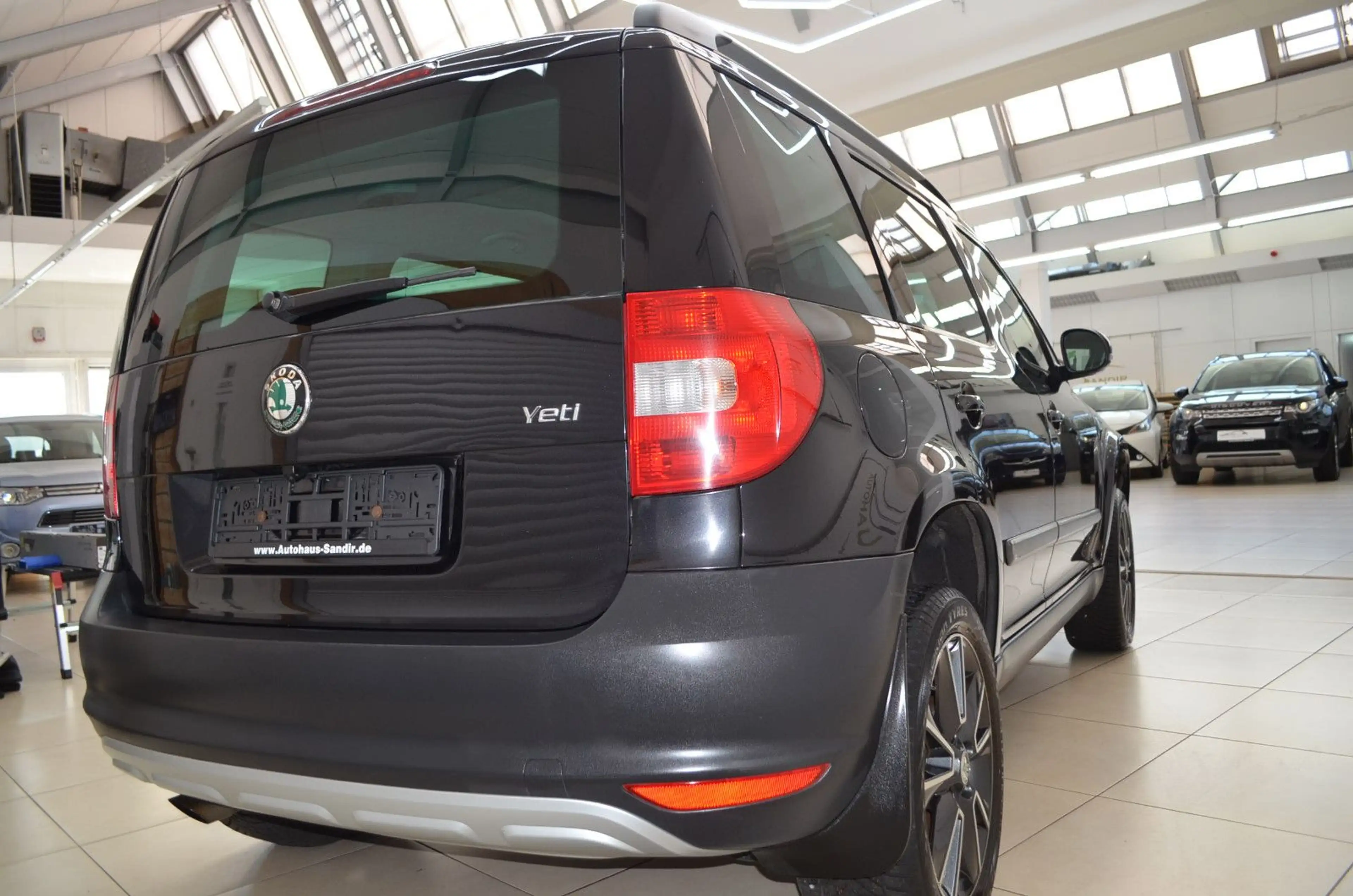 Skoda Yeti Ambition 1,2 TSI DSG ~KLIMA ~SHZNG ~PANO — photo 8