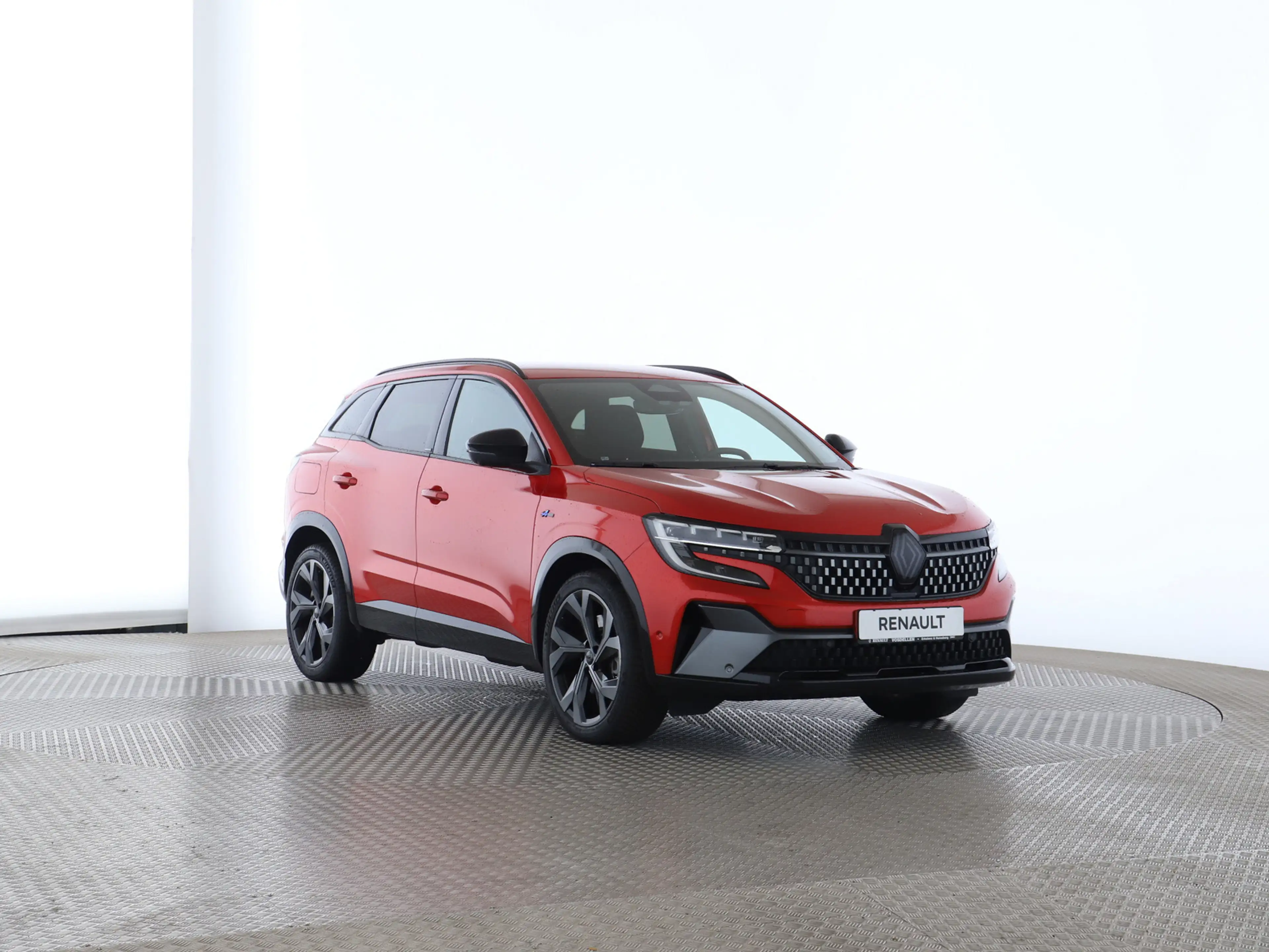 Renault Austral 1.2 E-TECH Hybrid 200 Iconic Esprit — photo 9