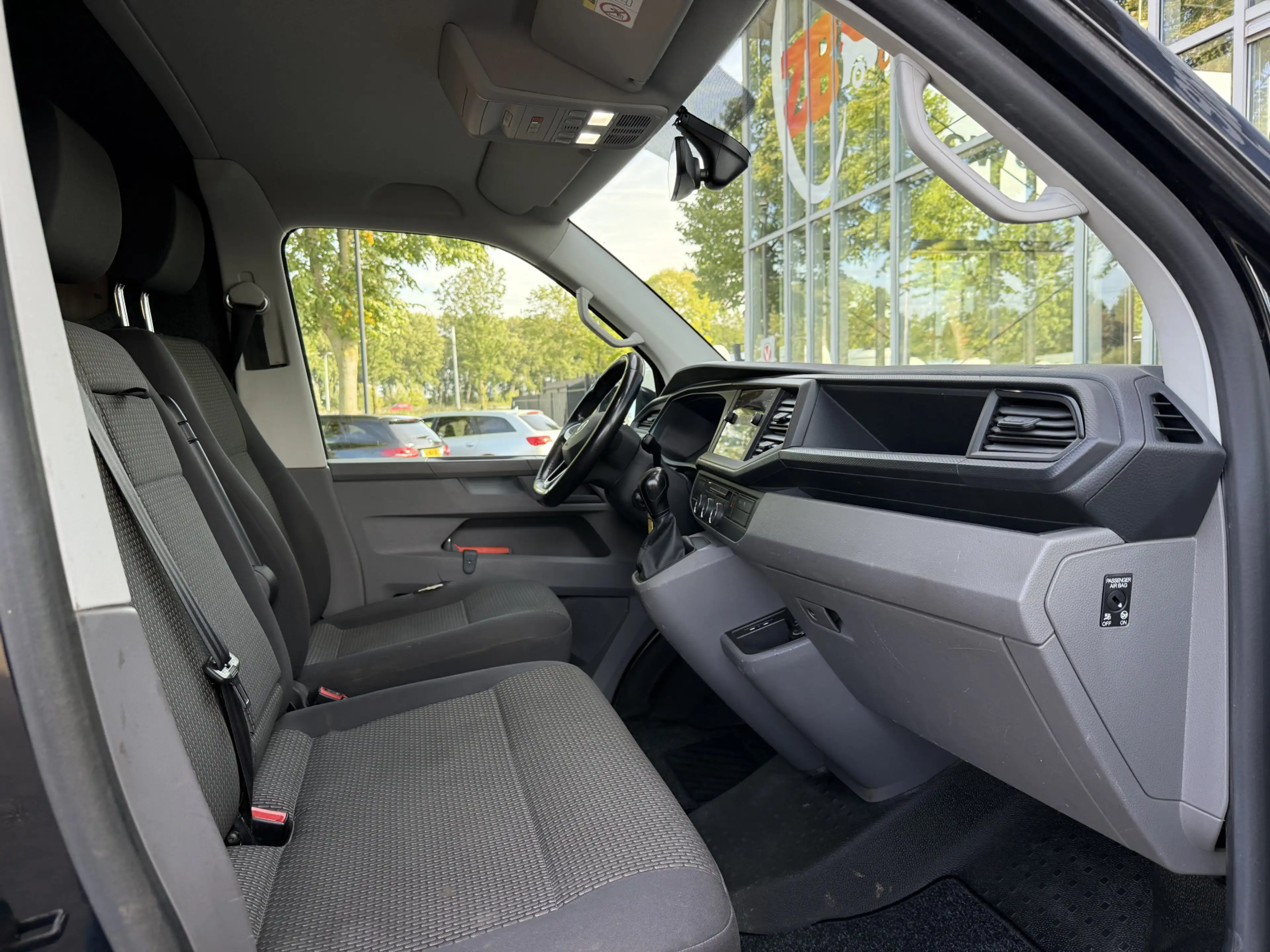 Volkswagen T6.1 Transporter 2.0 TDI L2H1 28 ZB-Edition | NL-auto | 1e Eig | Ca — photo 13