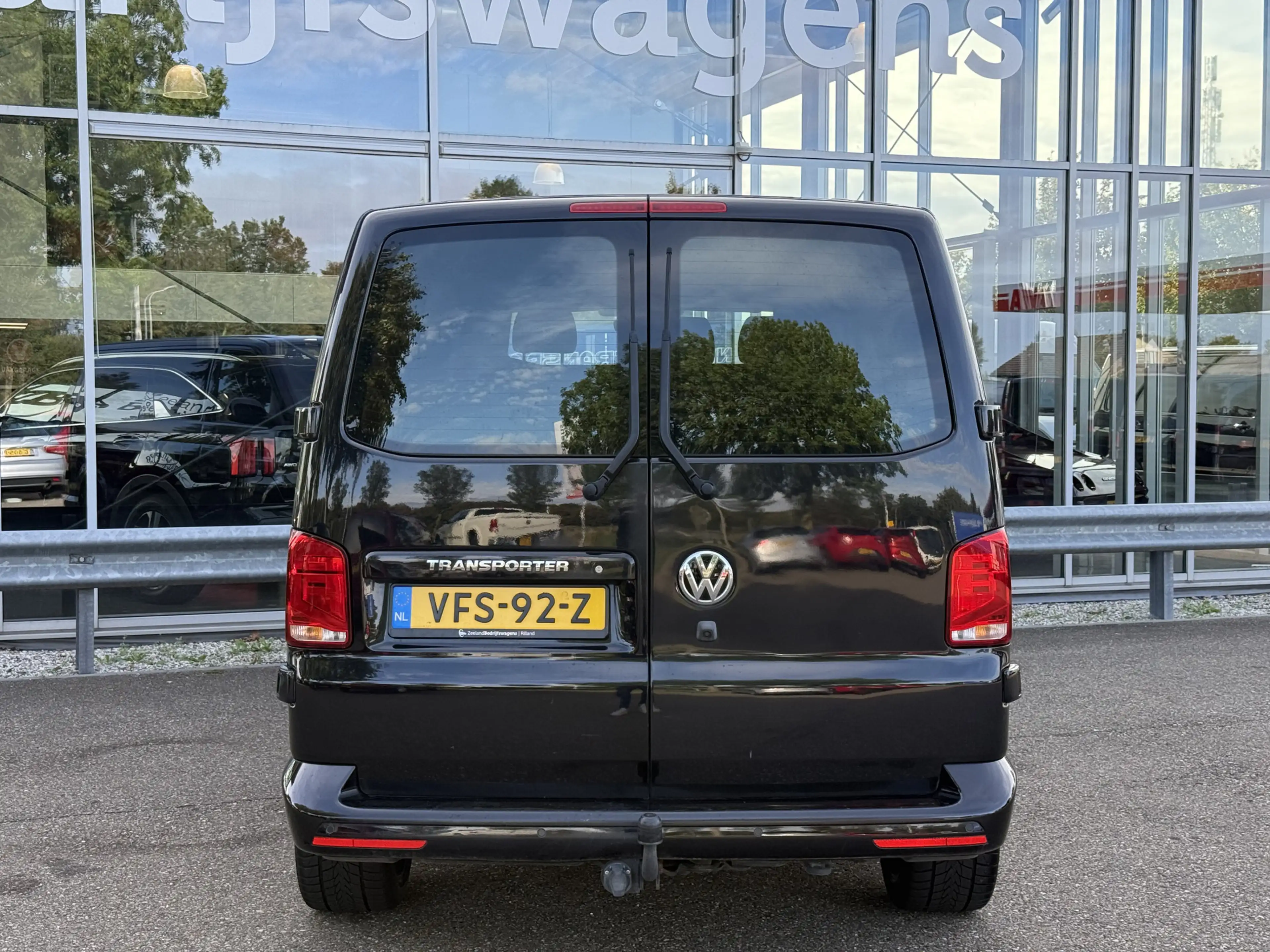 Volkswagen T6.1 Transporter 2.0 TDI L2H1 28 ZB-Edition | NL-auto | 1e Eig | Ca — photo 4