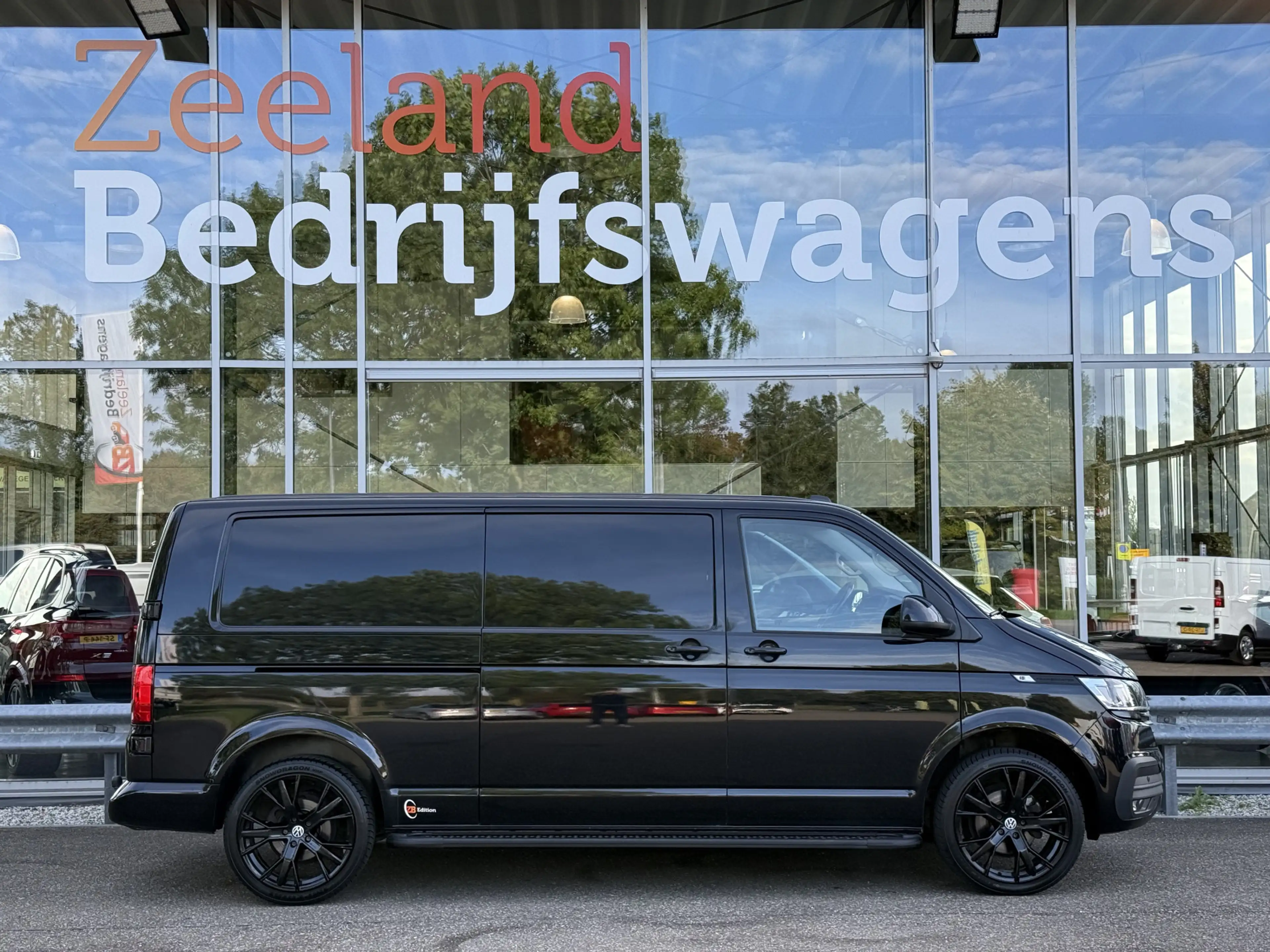Volkswagen T6.1 Transporter 2.0 TDI L2H1 28 ZB-Edition | NL-auto | 1e Eig | Ca — photo 5