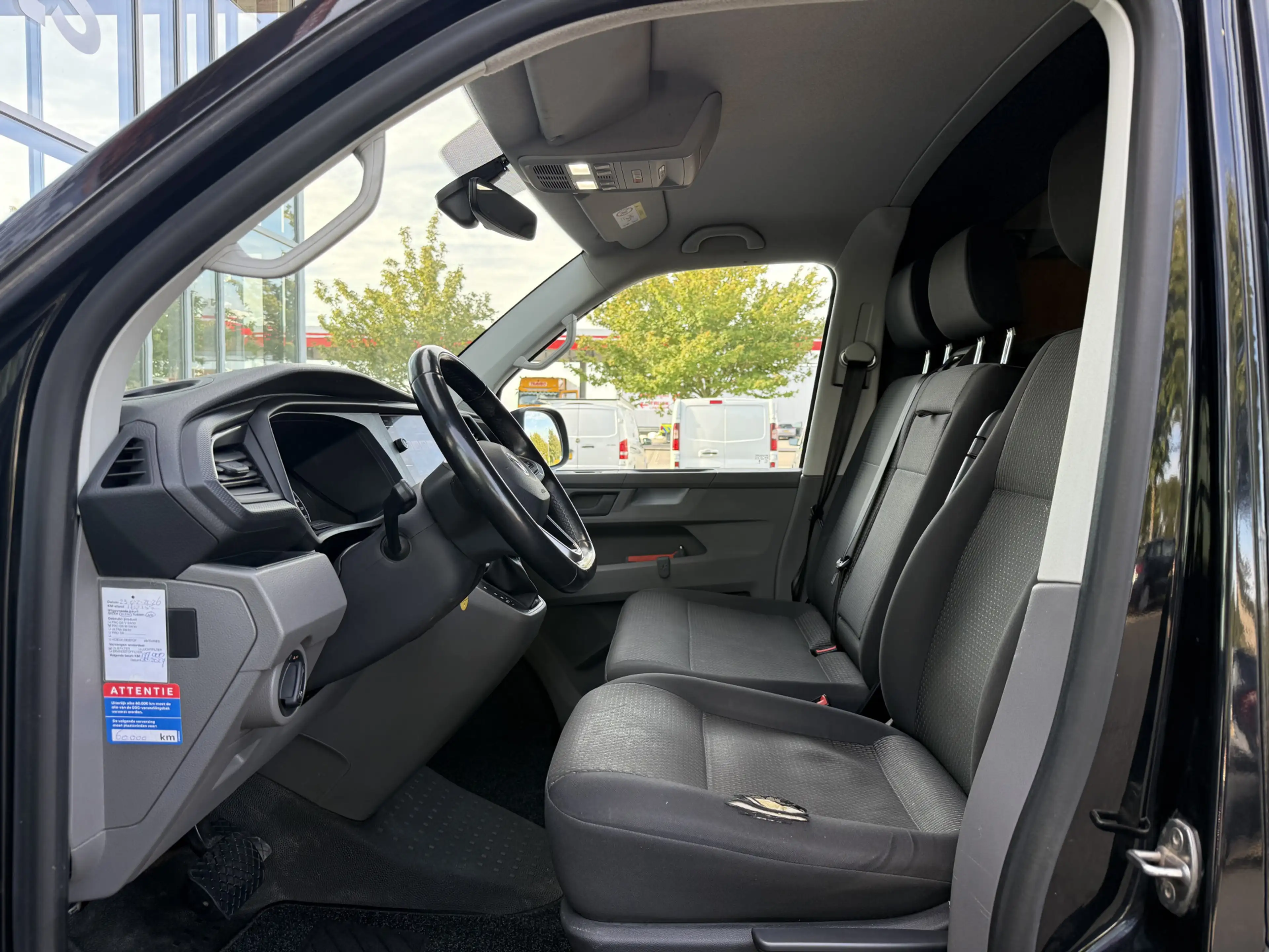 Volkswagen T6.1 Transporter 2.0 TDI L2H1 28 ZB-Edition | NL-auto | 1e Eig | Ca — photo 10