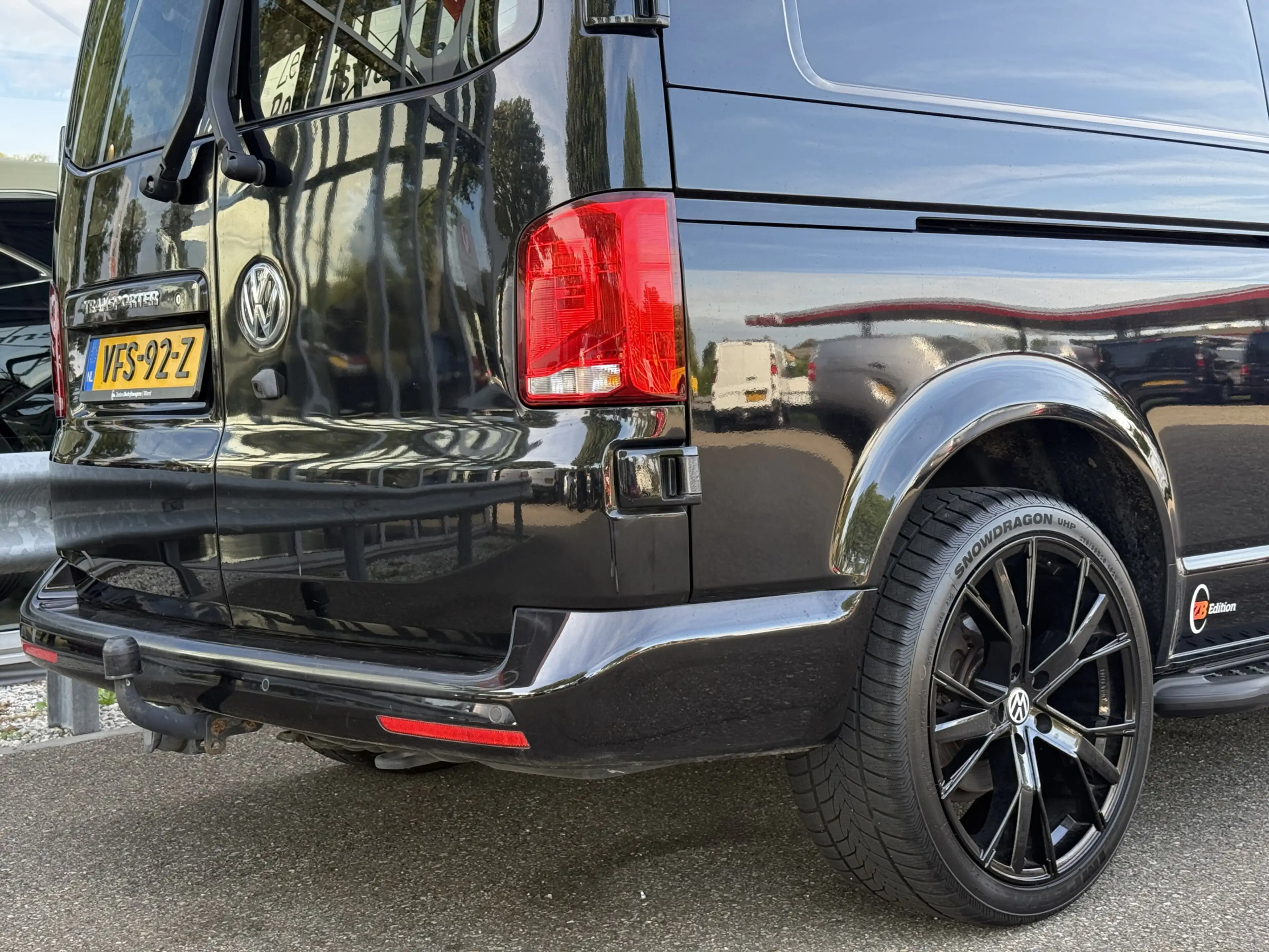 Volkswagen T6.1 Transporter 2.0 TDI L2H1 28 ZB-Edition | NL-auto | 1e Eig | Ca — photo 9