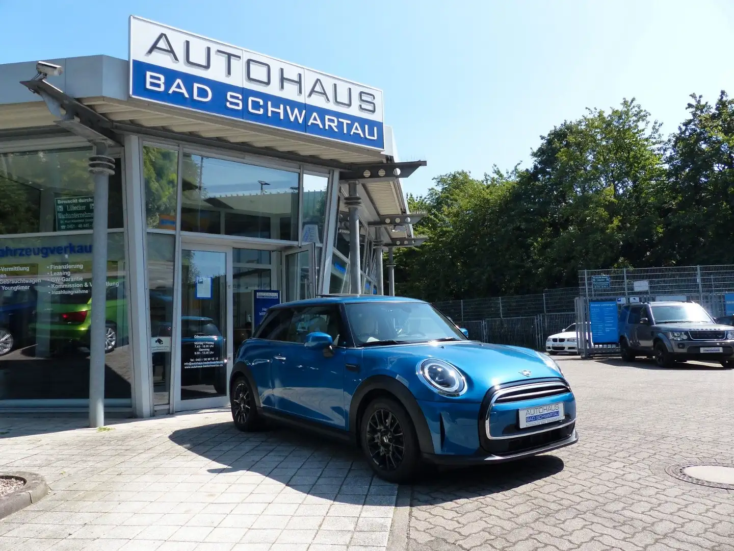 MINI One One Classic Trim Aut., Pan.-dach, Navi, Leder Blau - 1