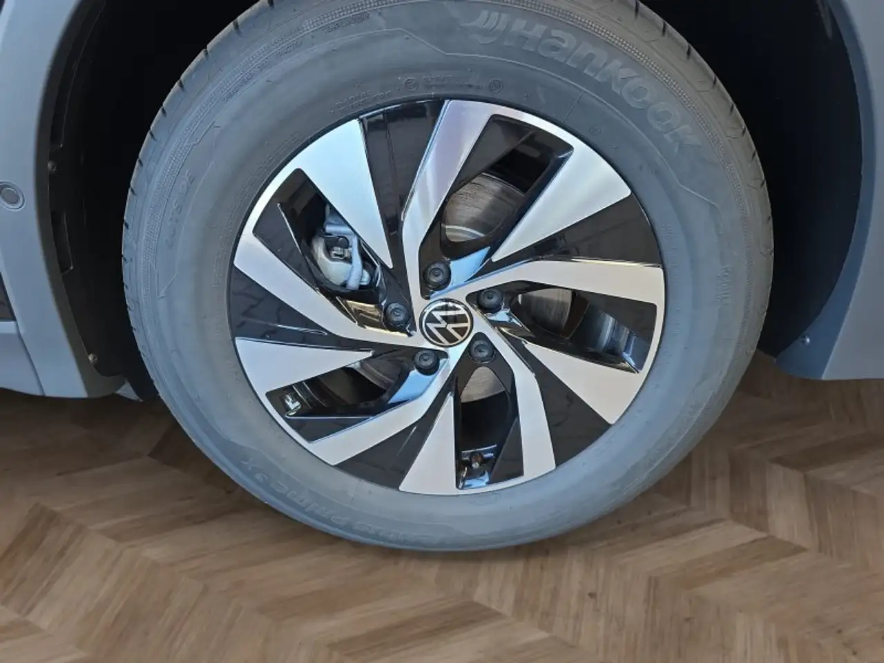 Volkswagen Tiguan 1,5 eTSI AHK/Navi/ACC/Kamera/el.Klappe **, миниатюра 15