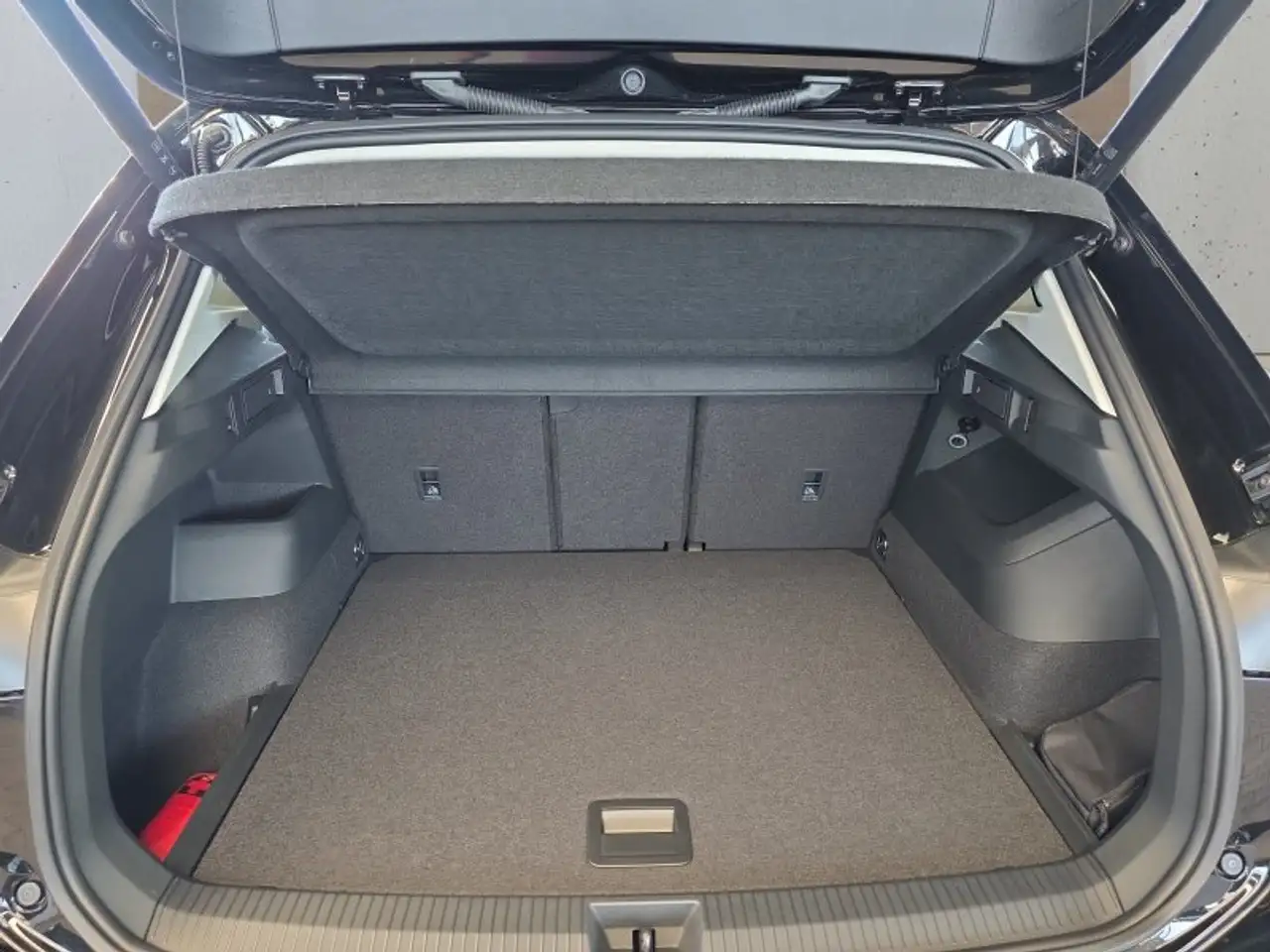 Volkswagen Tiguan 1,5 eTSI AHK/Navi/ACC/Kamera/el.Klappe **, миниатюра 17