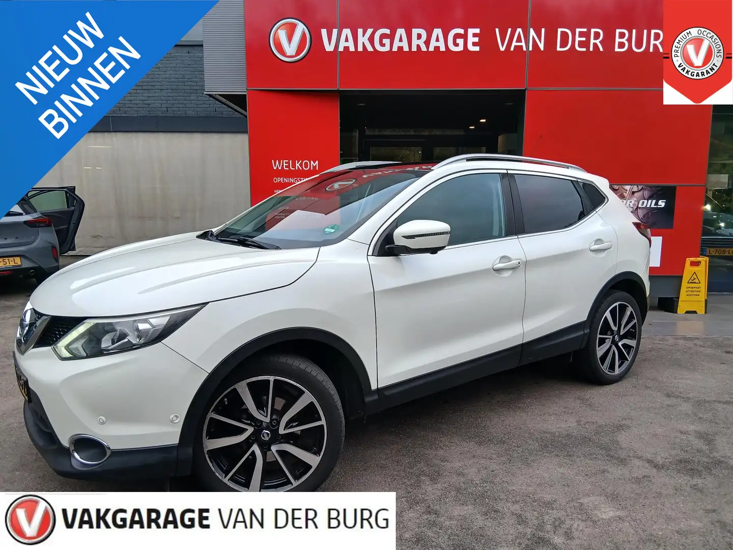 Nissan Qashqai 1.2 Tekna Wit - 1