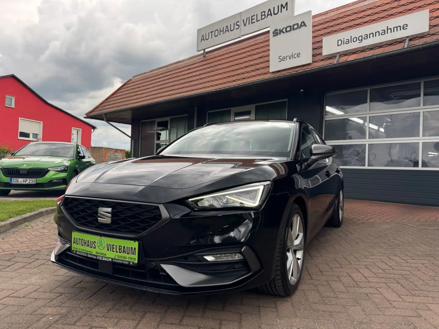 SEAT Leon Sportstourer FR Noir - 1