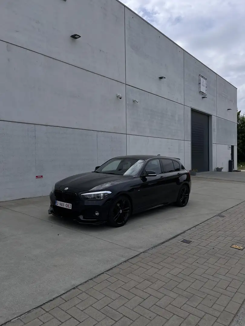 BMW 118 BMW F20 118d (2019) – 150 pk – M-pakket – 2de eige - 1