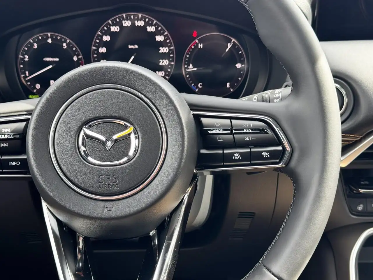 Mazda CX-90 MHEV снимка Mazda CX-90 MHEV
