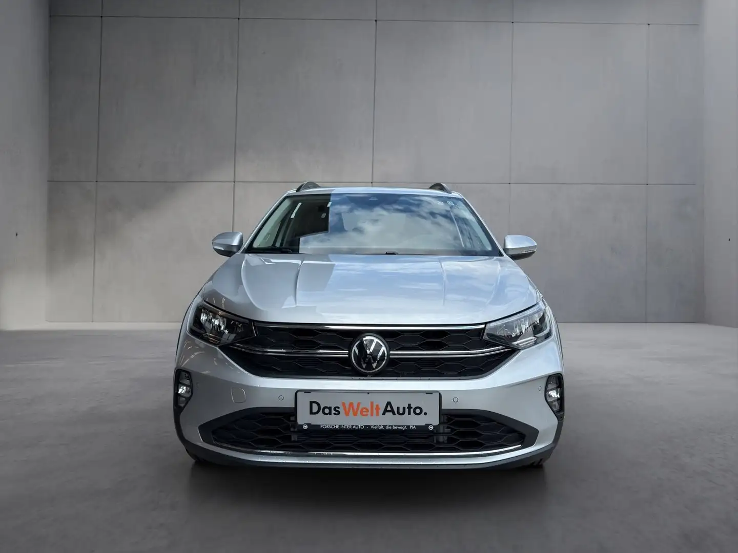 Volkswagen Taigo Friends TSI Silber - 2