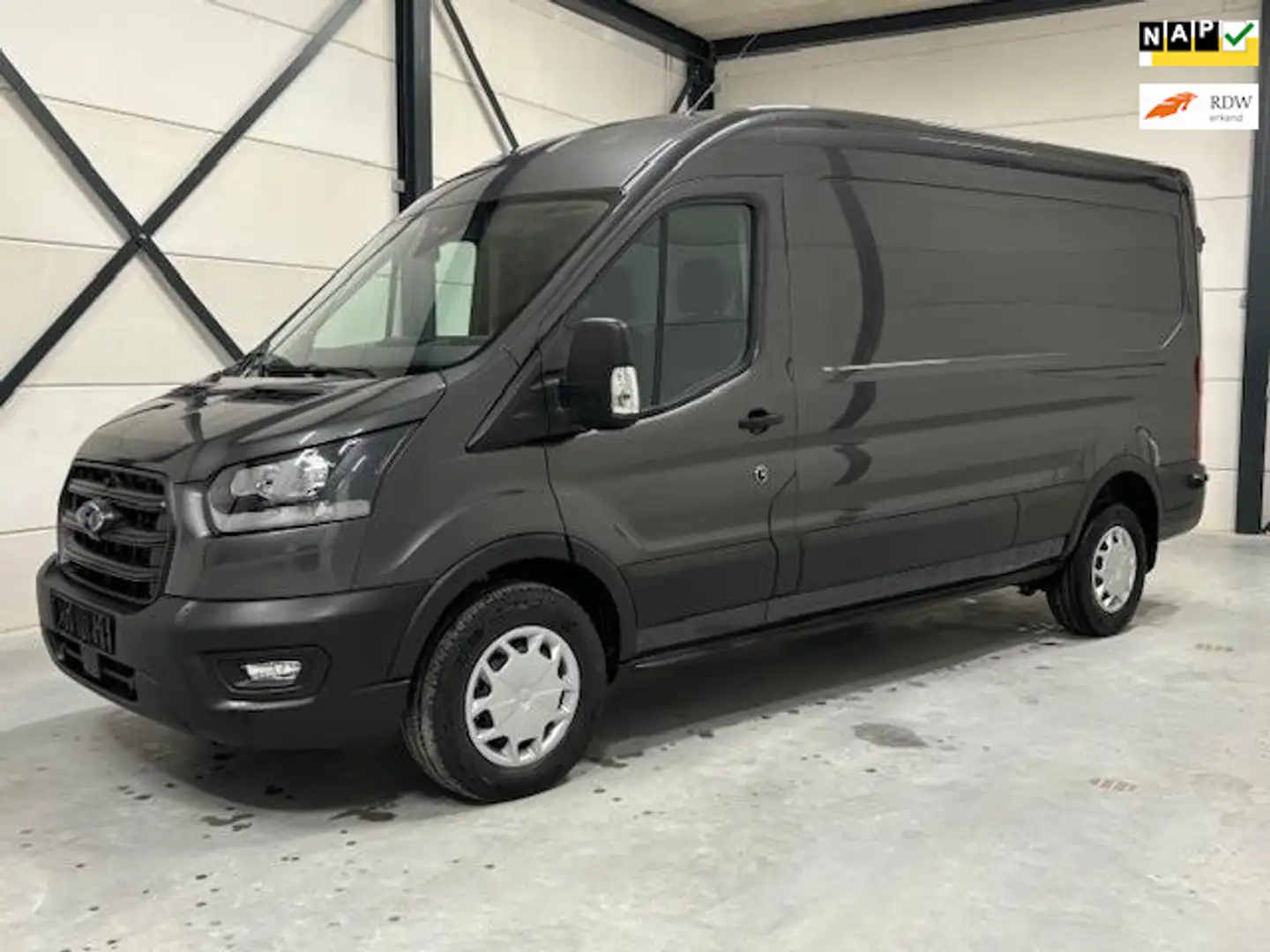 Ford Transit 350 L3H2 gesloten bestelwagen 130 Pk FWD Automaat Grijs - 1