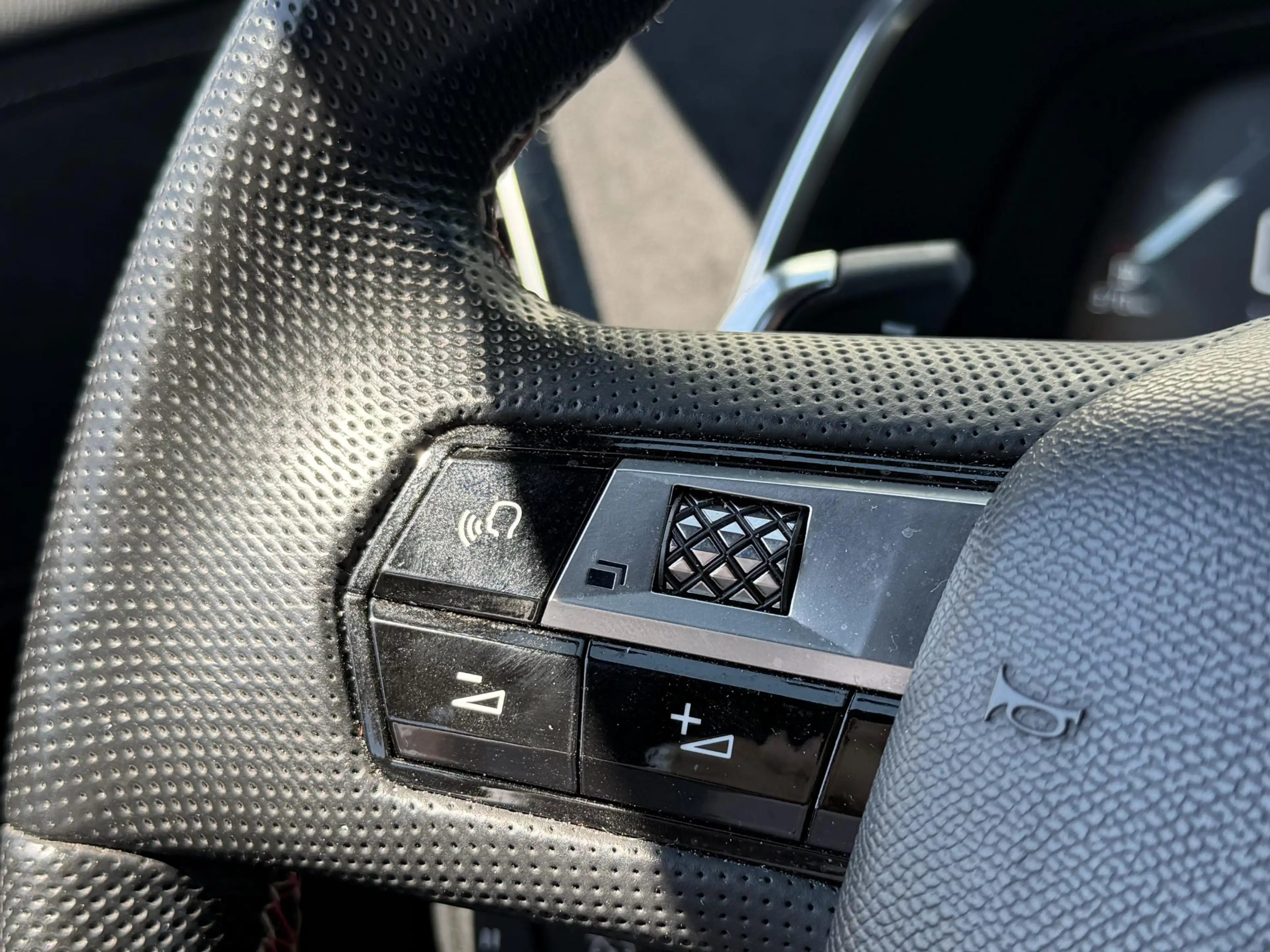 DS Automobiles DS 7 Crossback E-Tense Performance Line | Navigatie | Alcantara | — photo 14