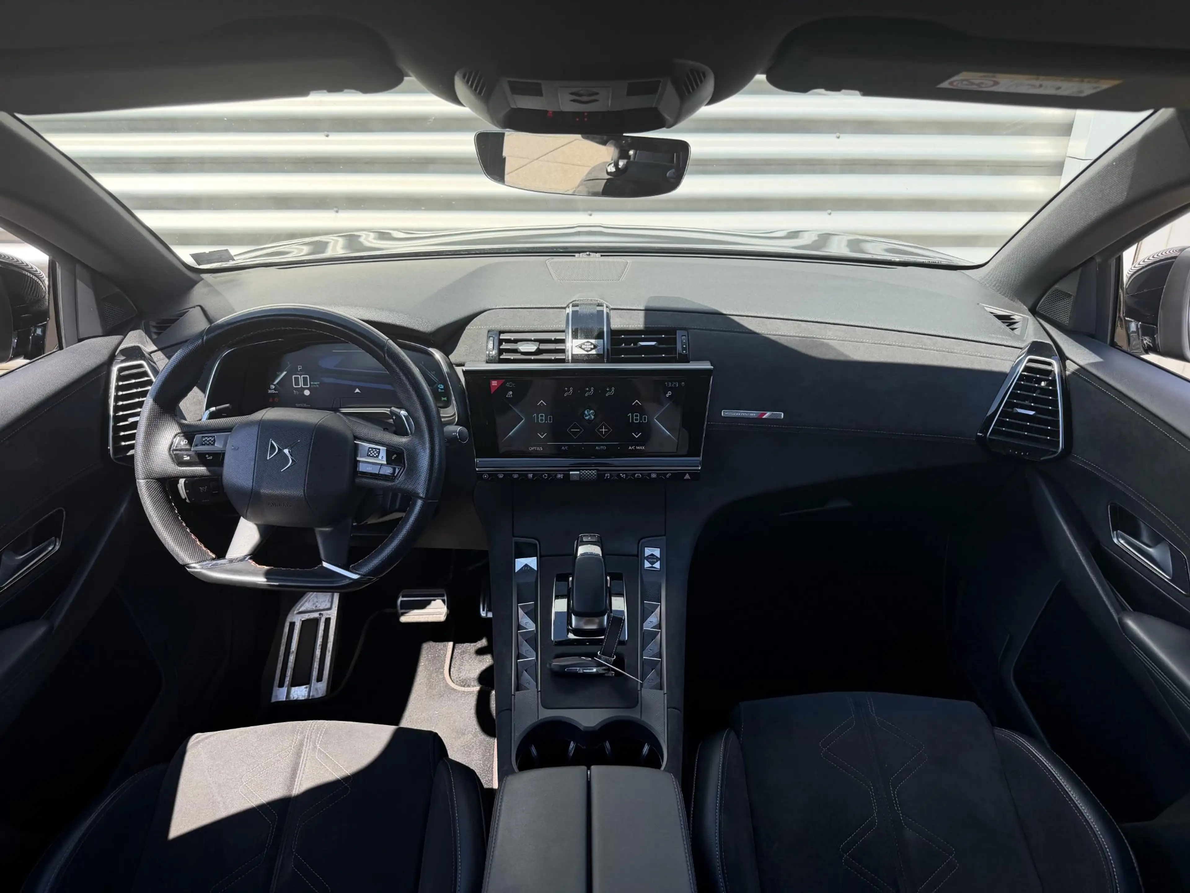 DS Automobiles DS 7 Crossback E-Tense Performance Line | Navigatie | Alcantara | — photo 11